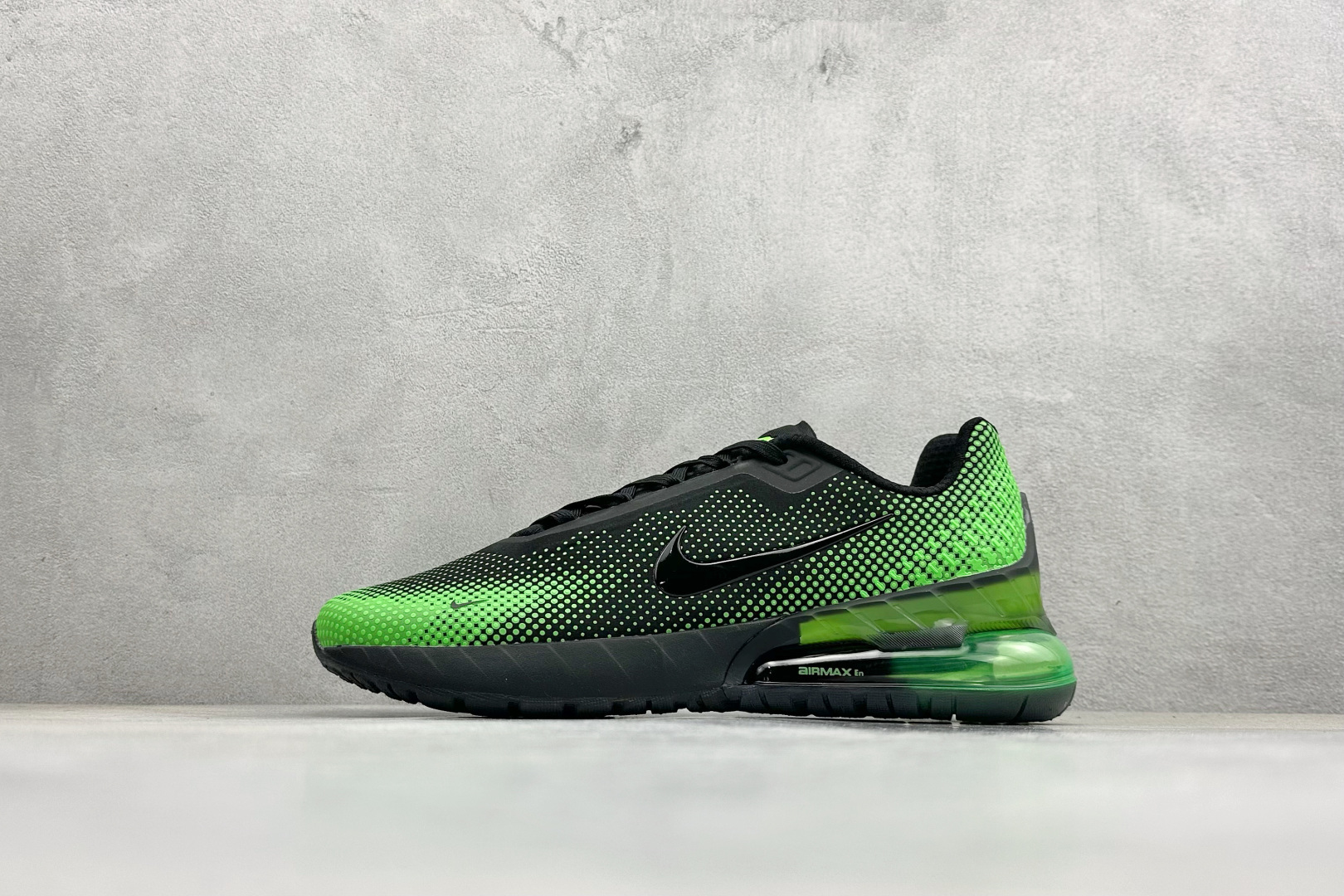 Nike Air Phoenix 复古子弹气垫运动跑步鞋 FZ5307-300