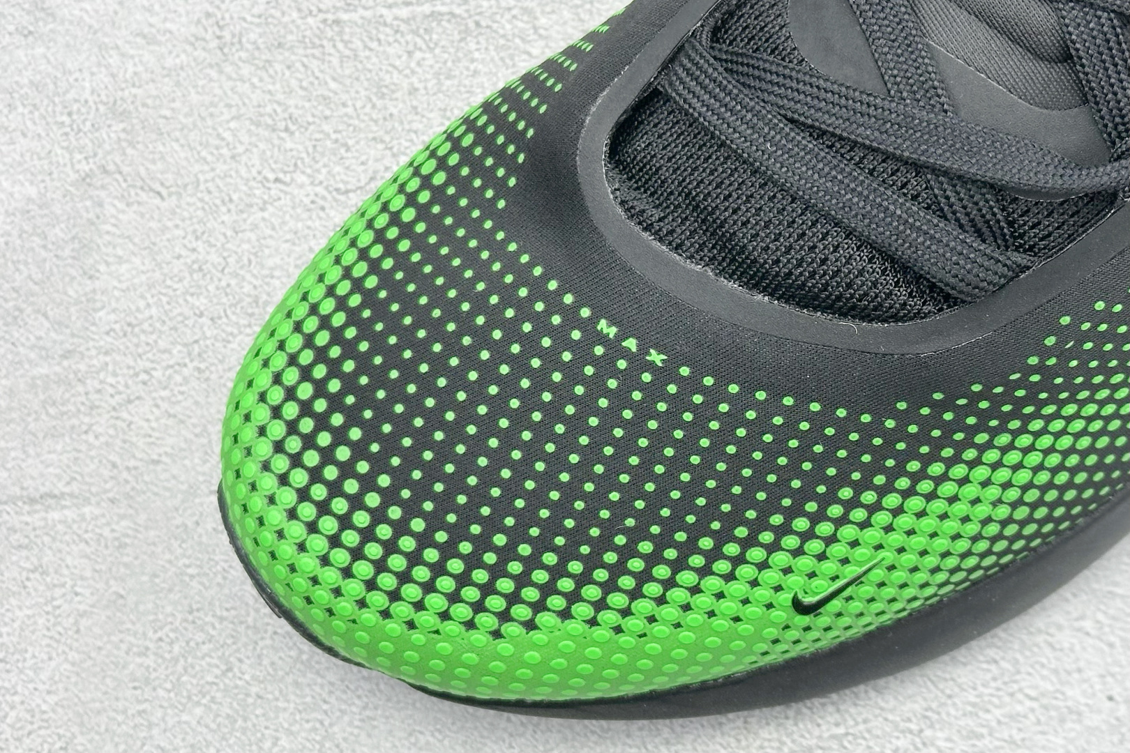 Nike Air Phoenix 复古子弹气垫运动跑步鞋 FZ5307-300