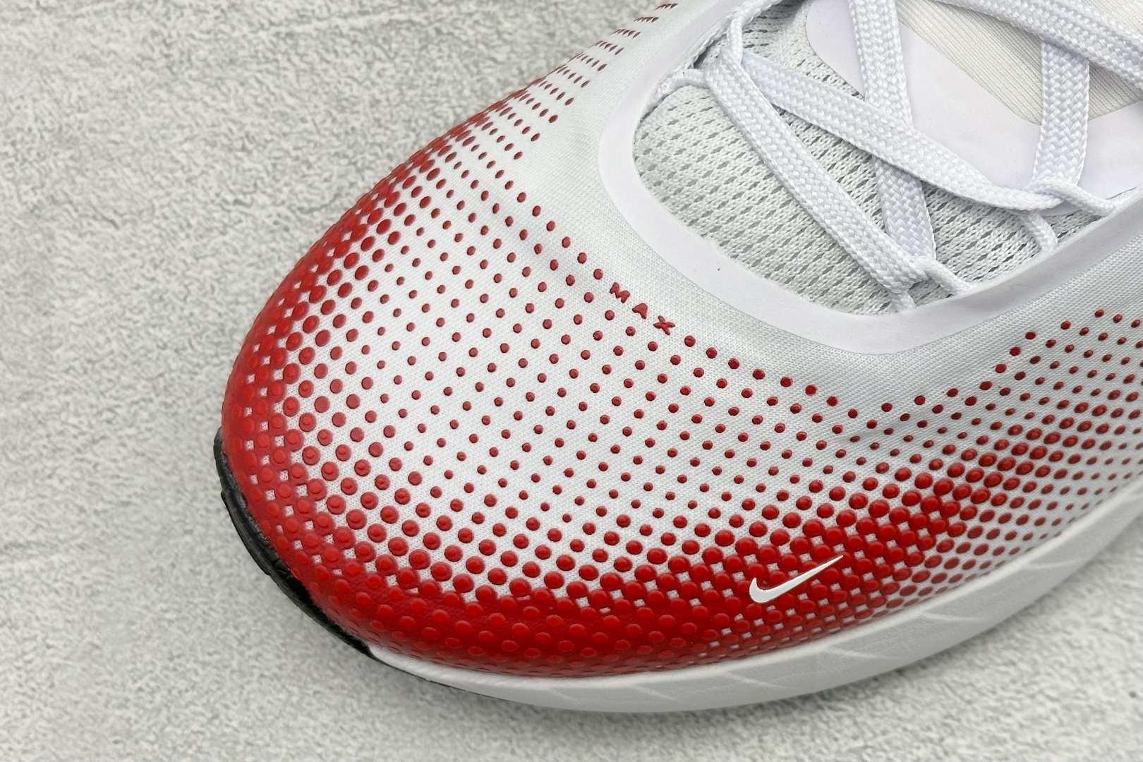 Nike Air Phoenix 复古子弹气垫运动跑步鞋 FZ5307-104