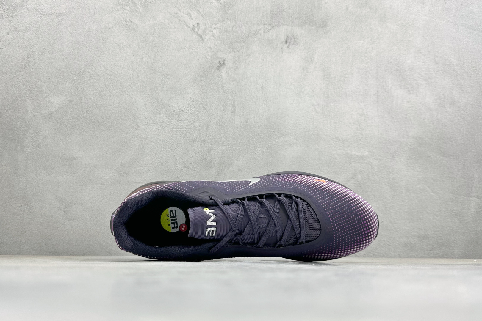 Nike Air Phoenix 复古子弹气垫运动跑步鞋 FZ5307-500