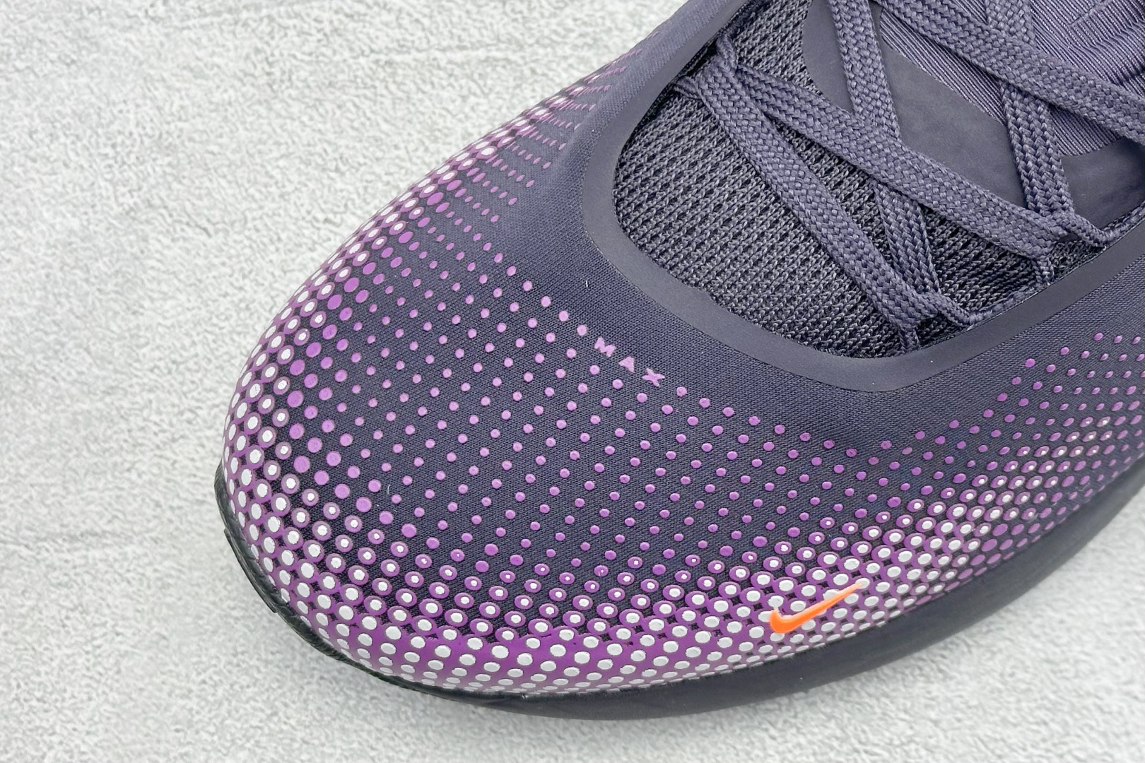 Nike Air Phoenix 复古子弹气垫运动跑步鞋 FZ5307-500