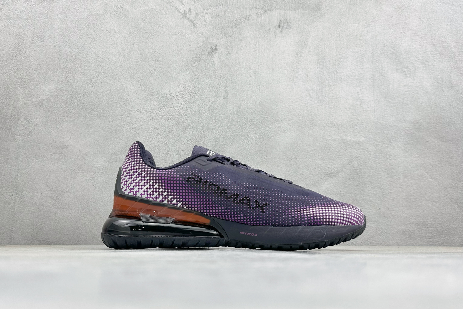 Nike Air Phoenix 复古子弹气垫运动跑步鞋 FZ5307-500