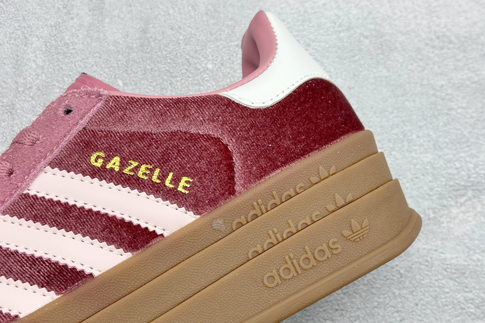 FX版Adidas Originals Gazelle Bold 三叶草厚底休闲防滑耐磨低帮板鞋 IG4389 FX版Adidas Originals Gazelle Bold 三叶草厚底休闲防滑耐磨低帮板鞋 IG4389
