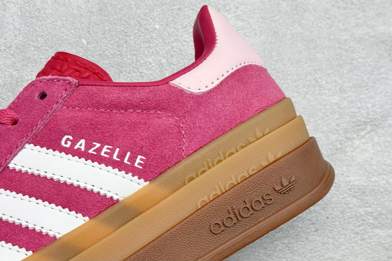 FX版Adidas Originals Gazelle Bold 三叶草厚底休闲防滑耐磨低帮板鞋 ID6997 FX版Adidas Originals Gazelle Bold 三叶草厚底休闲防滑耐磨低帮板鞋 ID6997