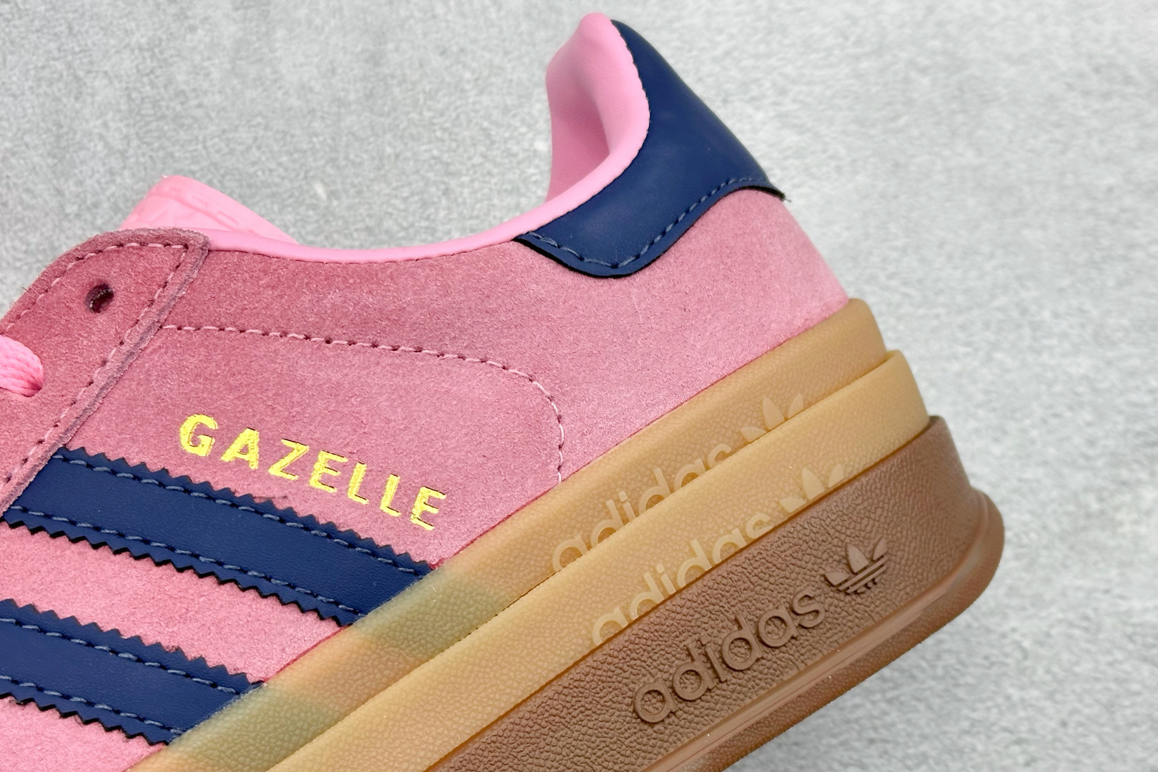 FX版Adidas Originals Gazelle Bold 三叶草厚底休闲防滑耐磨低帮板鞋 H06122 FX版Adidas Originals Gazelle Bold 三叶草厚底休闲防滑耐磨低帮板鞋 H06122