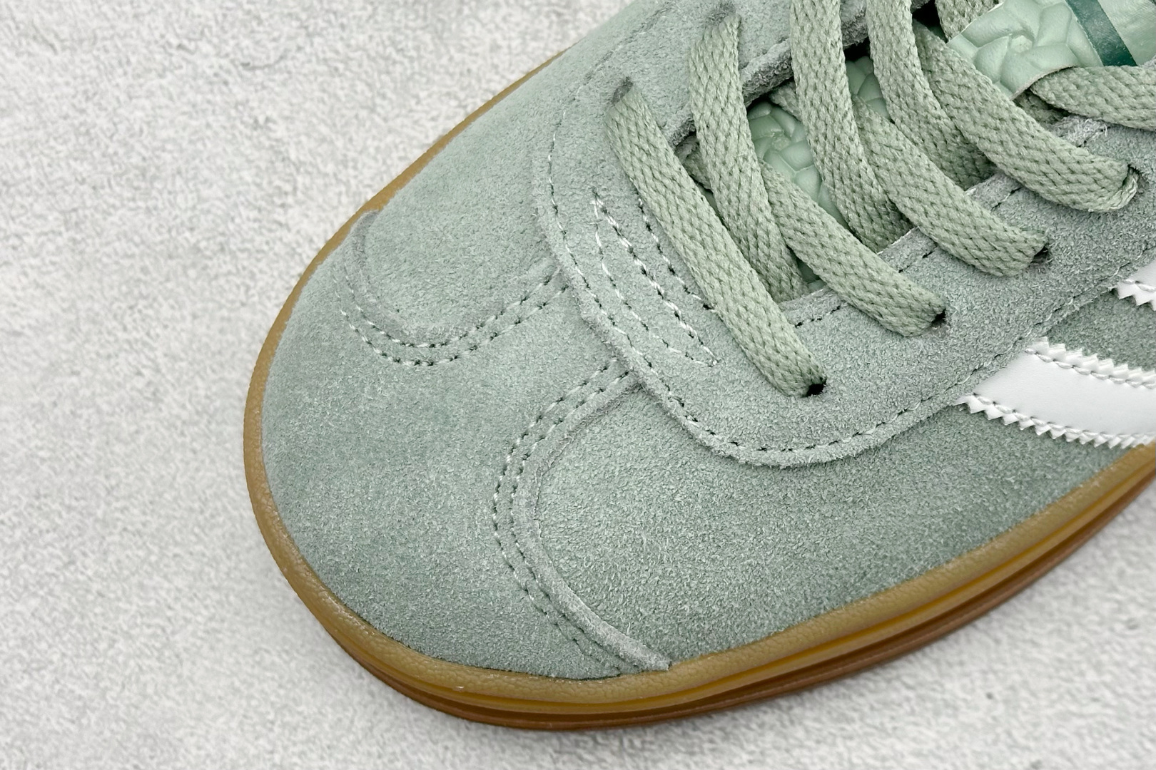 FX版Adidas Originals Gazelle Bold 三叶草厚底休闲防滑耐磨低帮板鞋 ID6998 FX版Adidas Originals Gazelle Bold 三叶草厚底休闲防滑耐磨低帮板鞋 ID6998