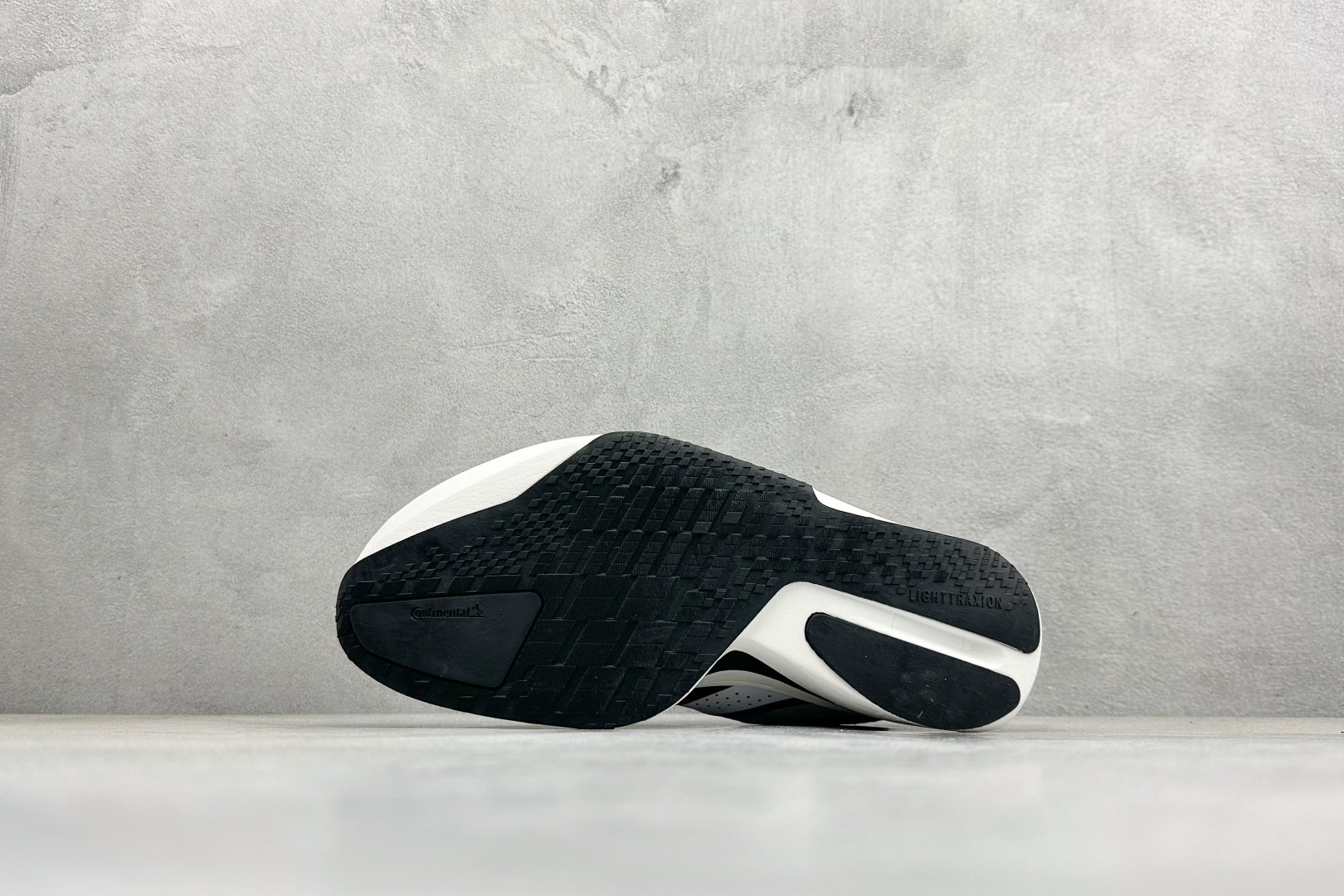 TY版Adidas ADIZERO ADIOS 5 M 马拉松竞速专业跑鞋 K18291 TY版Adidas ADIZERO ADIOS 5 M 马拉松竞速专业跑鞋 K18291