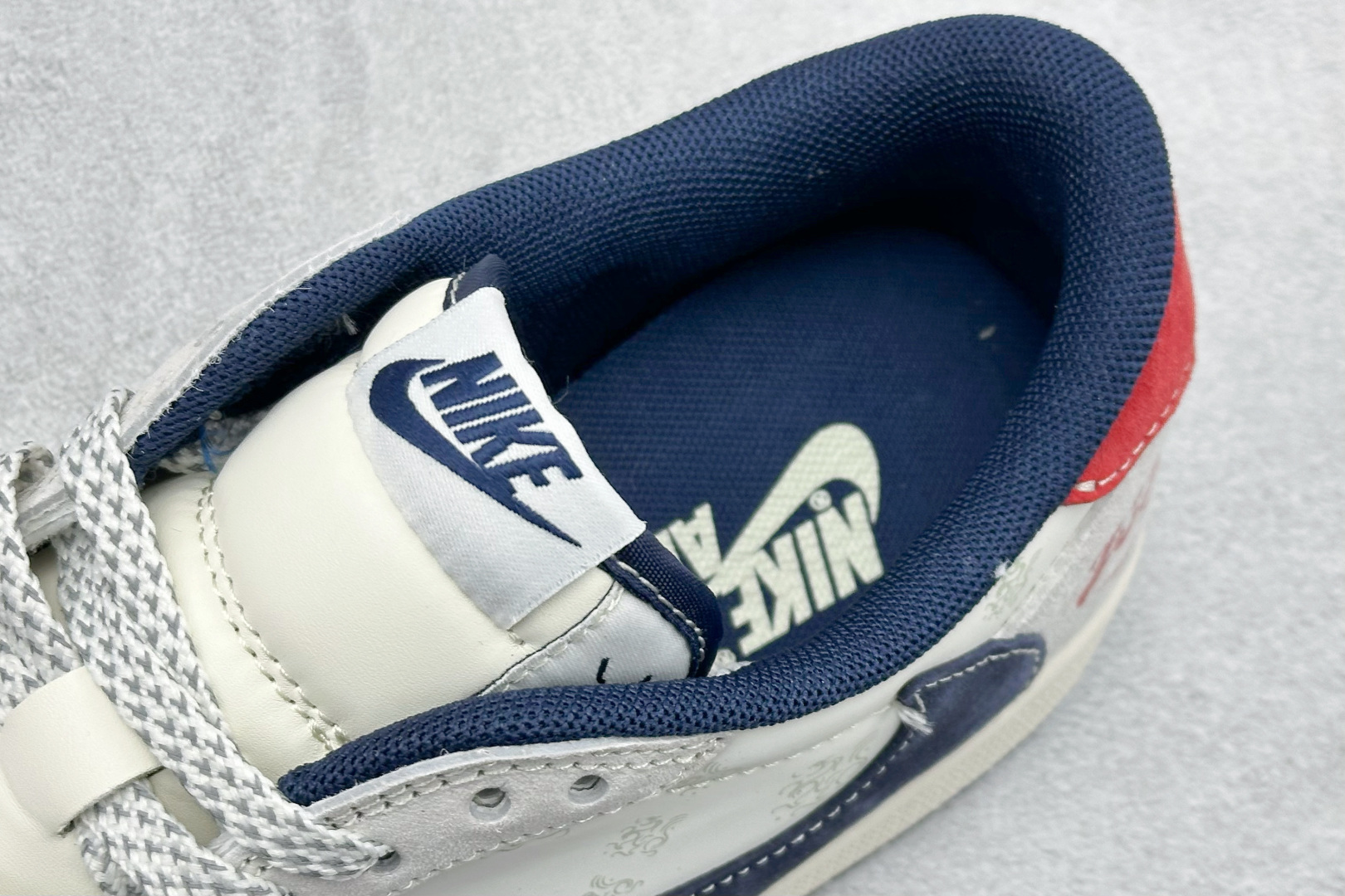 XC版Air Jordan 1 Low AJ1 乔1马年限定 高端定制 低帮复古篮球鞋 YX5066-414 XC版Air Jordan 1 Low AJ1 乔1马年限定 高端定制 低帮复古篮球鞋 YX5066-414