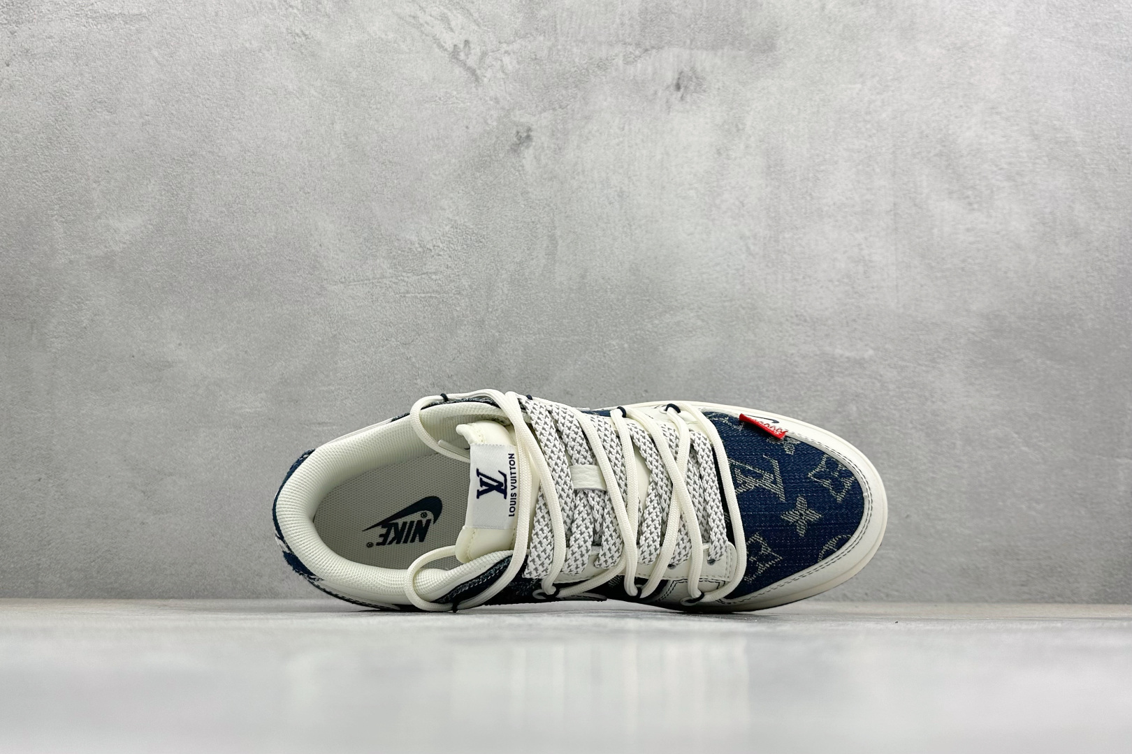 XC版Nike SB Dunk Low 单宁牛仔老花 绑带 高端定制 低帮休闲板鞋 YX5066-397 XC版Nike SB Dunk Low 单宁牛仔老花 绑带 高端定制 低帮休闲板鞋 YX5066-397