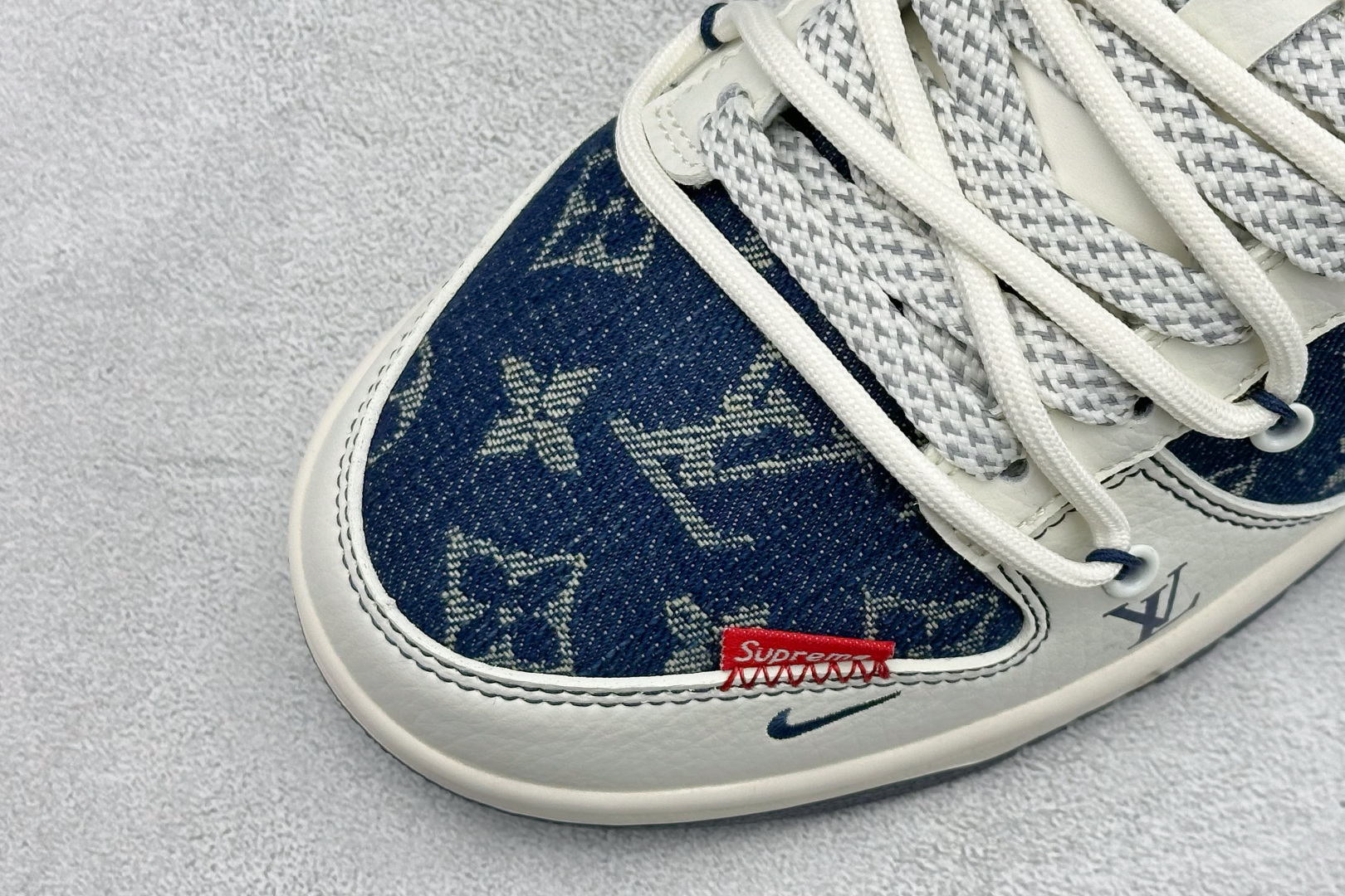 XC版Nike SB Dunk Low 单宁牛仔老花 绑带 高端定制 低帮休闲板鞋 YX5066-397 XC版Nike SB Dunk Low 单宁牛仔老花 绑带 高端定制 低帮休闲板鞋 YX5066-397