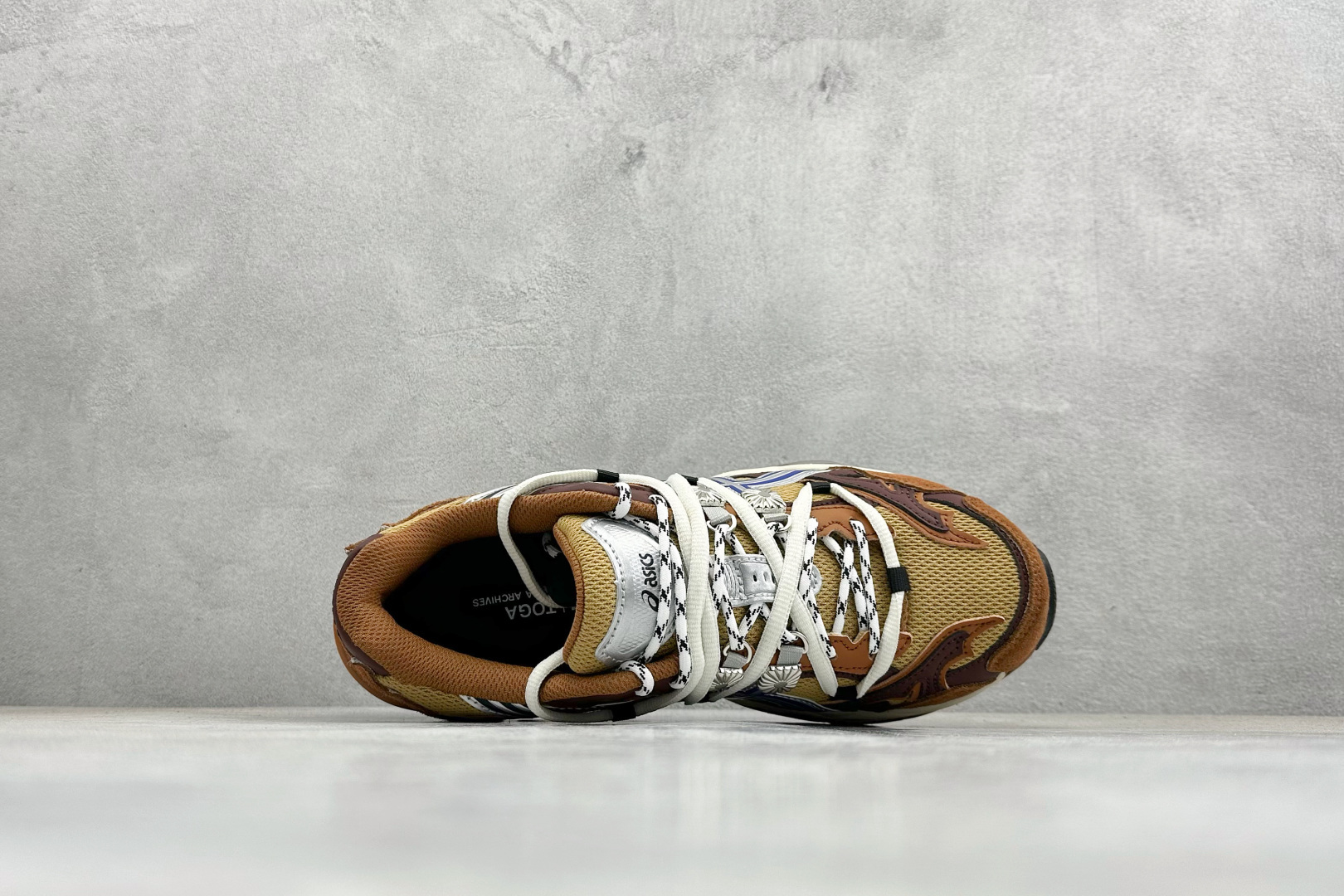 Asics Gel-Cumulus 16 亚瑟士复古透气休闲缓震耐磨跑步鞋 1203A838-200 Asics Gel-Cumulus 16 亚瑟士复古透气休闲缓震耐磨跑步鞋 1203A838-200