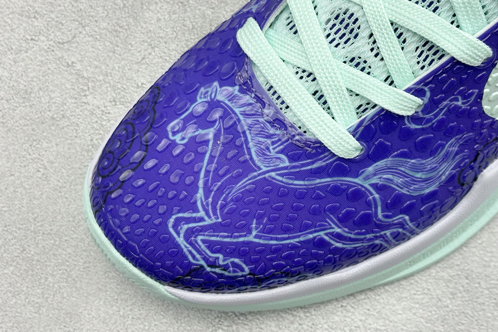 Nike Zoom Kobe VI 马年限定 CNY新年款 耐克 科比6代系列 低帮复刻实战运动低帮文化篮球鞋 CW2190-022 Nike Zoom Kobe VI 马年限定 CNY新年款 耐克 科比6代系列 低帮复刻实战运动低帮文化篮球鞋 CW2190-022