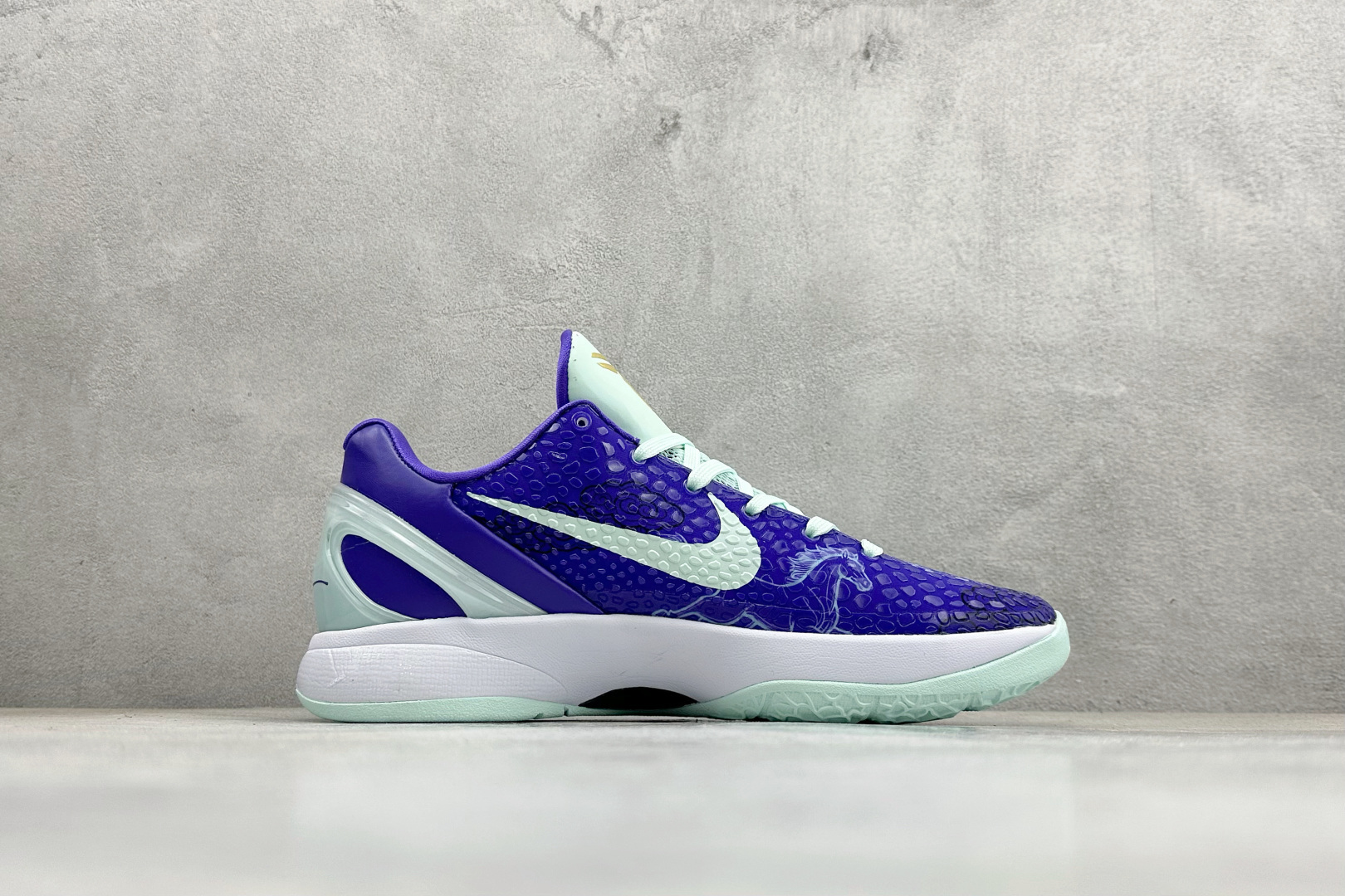 Nike Zoom Kobe VI 马年限定 CNY新年款 耐克 科比6代系列 低帮复刻实战运动低帮文化篮球鞋 CW2190-022 Nike Zoom Kobe VI 马年限定 CNY新年款 耐克 科比6代系列 低帮复刻实战运动低帮文化篮球鞋 CW2190-022