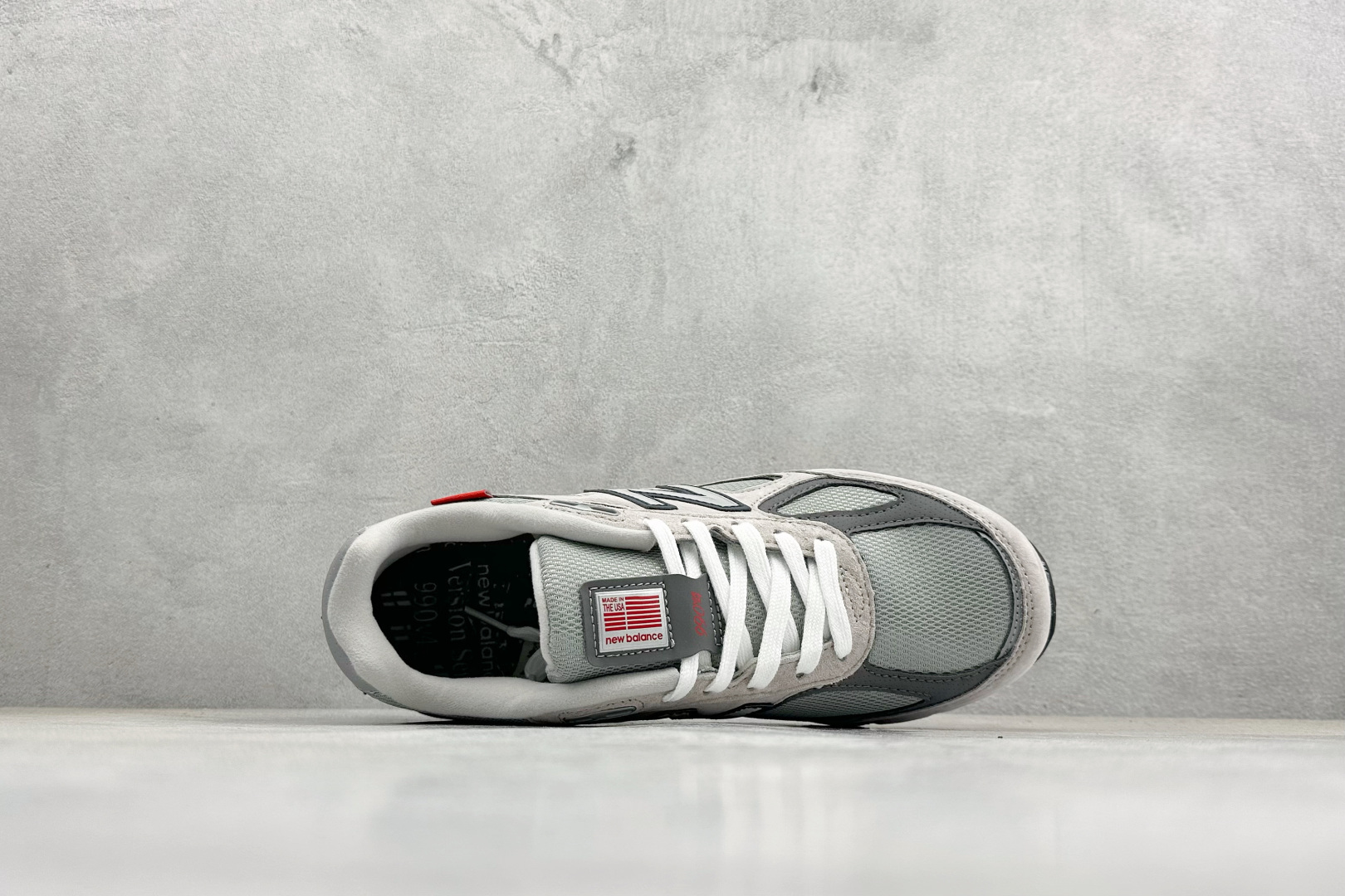 DS版New Balance 新百伦 990V4系列联名款复古休闲跑步鞋 M990VS4 DS版New Balance 新百伦 990V4系列联名款复古休闲跑步鞋 M990VS4