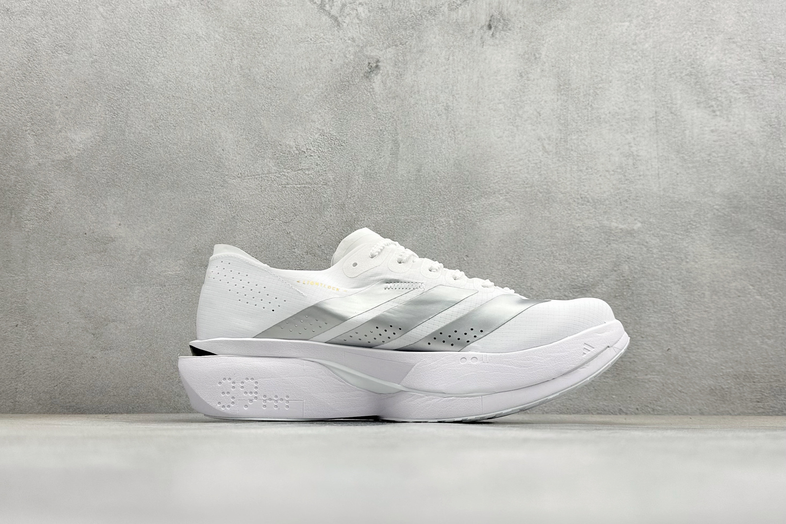 TY版Adidas ADIZERO ADIOS 5 M 马拉松竞速专业跑鞋 K18228 TY版Adidas ADIZERO ADIOS 5 M 马拉松竞速专业跑鞋 K18228