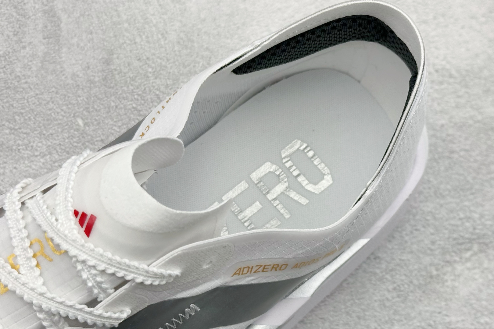 TY版Adidas ADIZERO ADIOS 5 M 马拉松竞速专业跑鞋 K18228 TY版Adidas ADIZERO ADIOS 5 M 马拉松竞速专业跑鞋 K18228