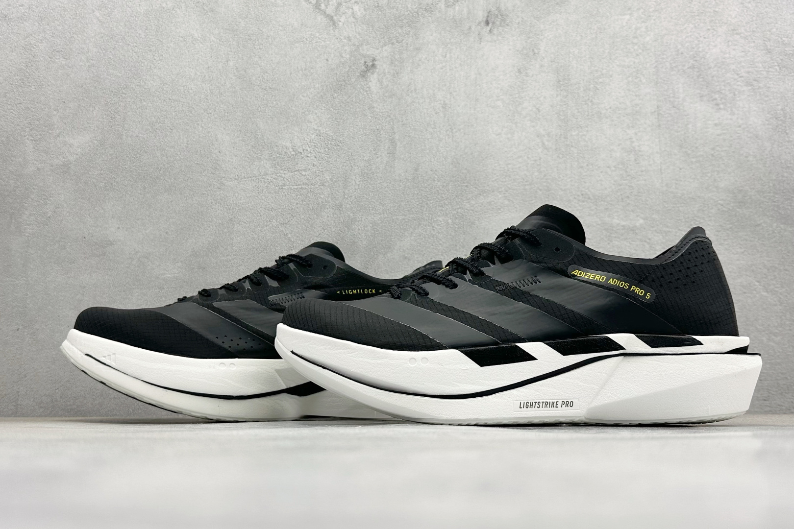 TY版Adidas ADIZERO ADIOS 5 M 马拉松竞速专业跑鞋 K18288 TY版Adidas ADIZERO ADIOS 5 M 马拉松竞速专业跑鞋 K18288