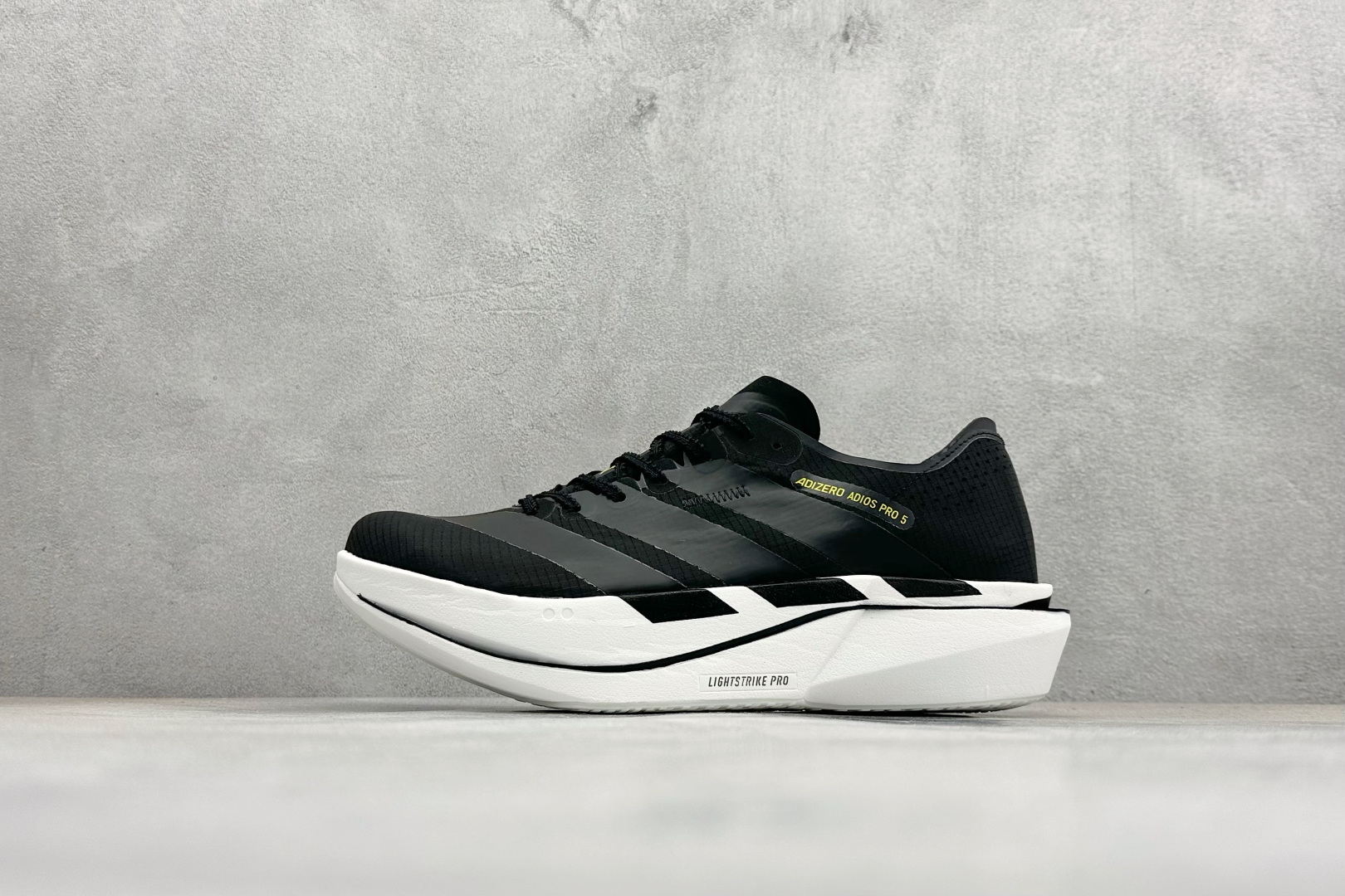 TY版Adidas ADIZERO ADIOS 5 M 马拉松竞速专业跑鞋 K18288 TY版Adidas ADIZERO ADIOS 5 M 马拉松竞速专业跑鞋 K18288