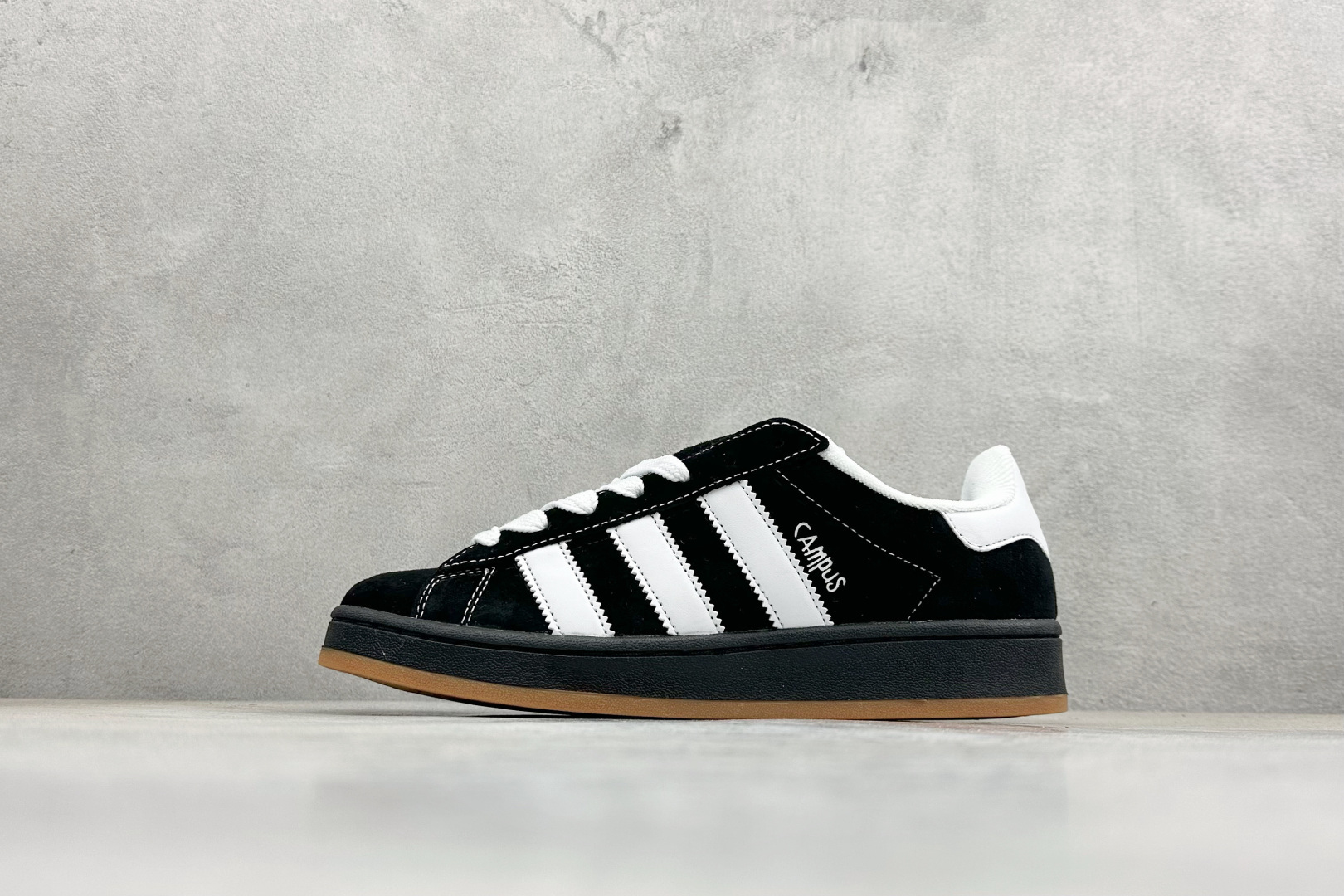 最新配色集合ST版Adidas Originals Campus 00s系列 面包风经典复古低帮百搭休闲