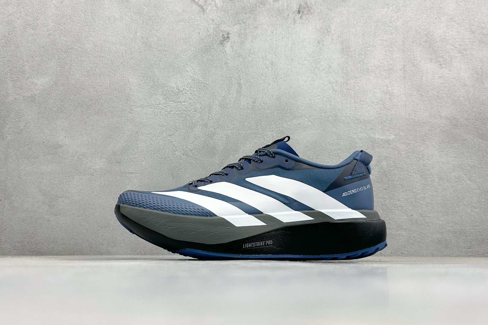 TY版AD ADIZERO EVO SL ATR 阿迪超轻透气缓震跑鞋 KK0355 TY版AD ADIZERO EVO SL ATR 阿迪超轻透气缓震跑鞋 KK0355