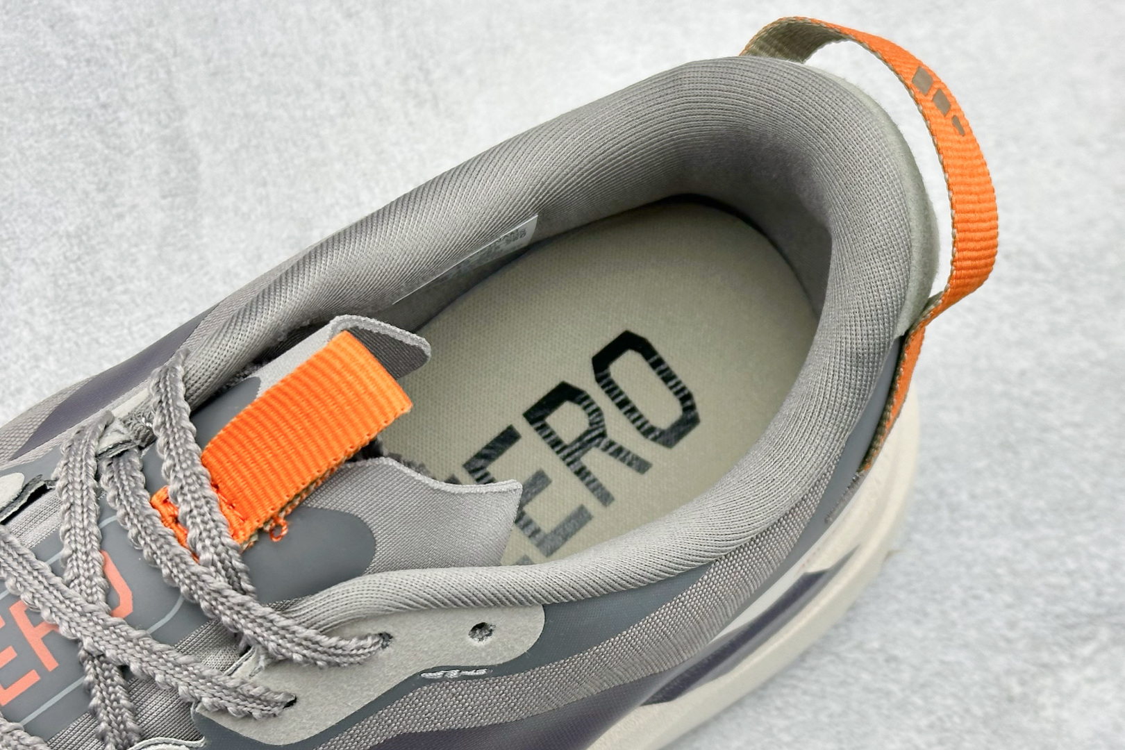 TY版AD ADIZERO EVO SL ATR 阿迪超轻透气缓震跑鞋 KK2720 TY版AD ADIZERO EVO SL ATR 阿迪超轻透气缓震跑鞋 KK2720