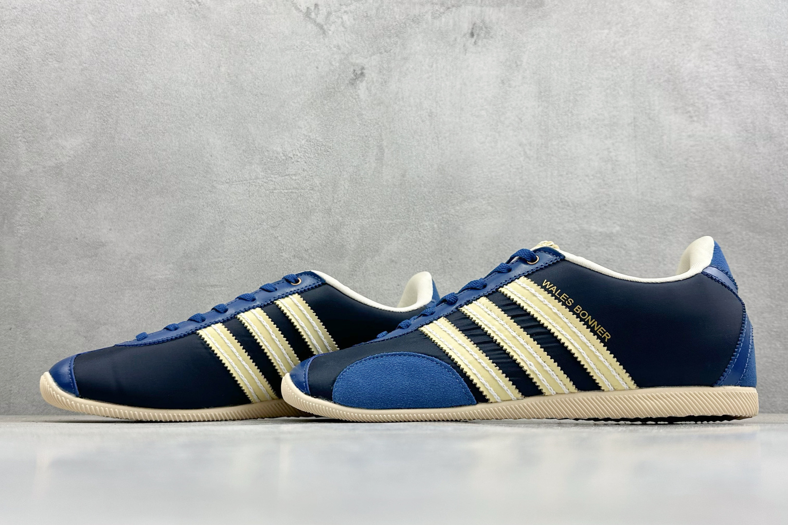 DS版Wales Bonner x adidas originals JAPAN 复古绒面皮革防滑耐磨轻便低帮休闲跑步鞋 GZ3964 DS版Wales Bonner x adidas originals JAPAN 复古绒面皮革防滑耐磨轻便低帮休闲跑步鞋 GZ3964