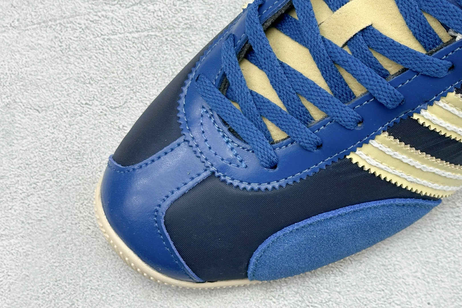 DS版Wales Bonner x adidas originals JAPAN 复古绒面皮革防滑耐磨轻便低帮休闲跑步鞋 GZ3964 DS版Wales Bonner x adidas originals JAPAN 复古绒面皮革防滑耐磨轻便低帮休闲跑步鞋 GZ3964