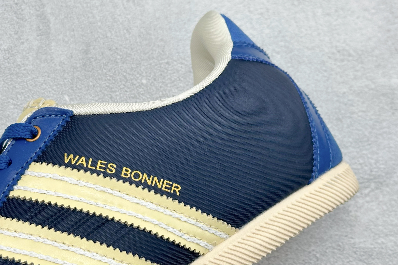 DS版Wales Bonner x adidas originals JAPAN 复古绒面皮革防滑耐磨轻便低帮休闲跑步鞋 GZ3964 DS版Wales Bonner x adidas originals JAPAN 复古绒面皮革防滑耐磨轻便低帮休闲跑步鞋 GZ3964