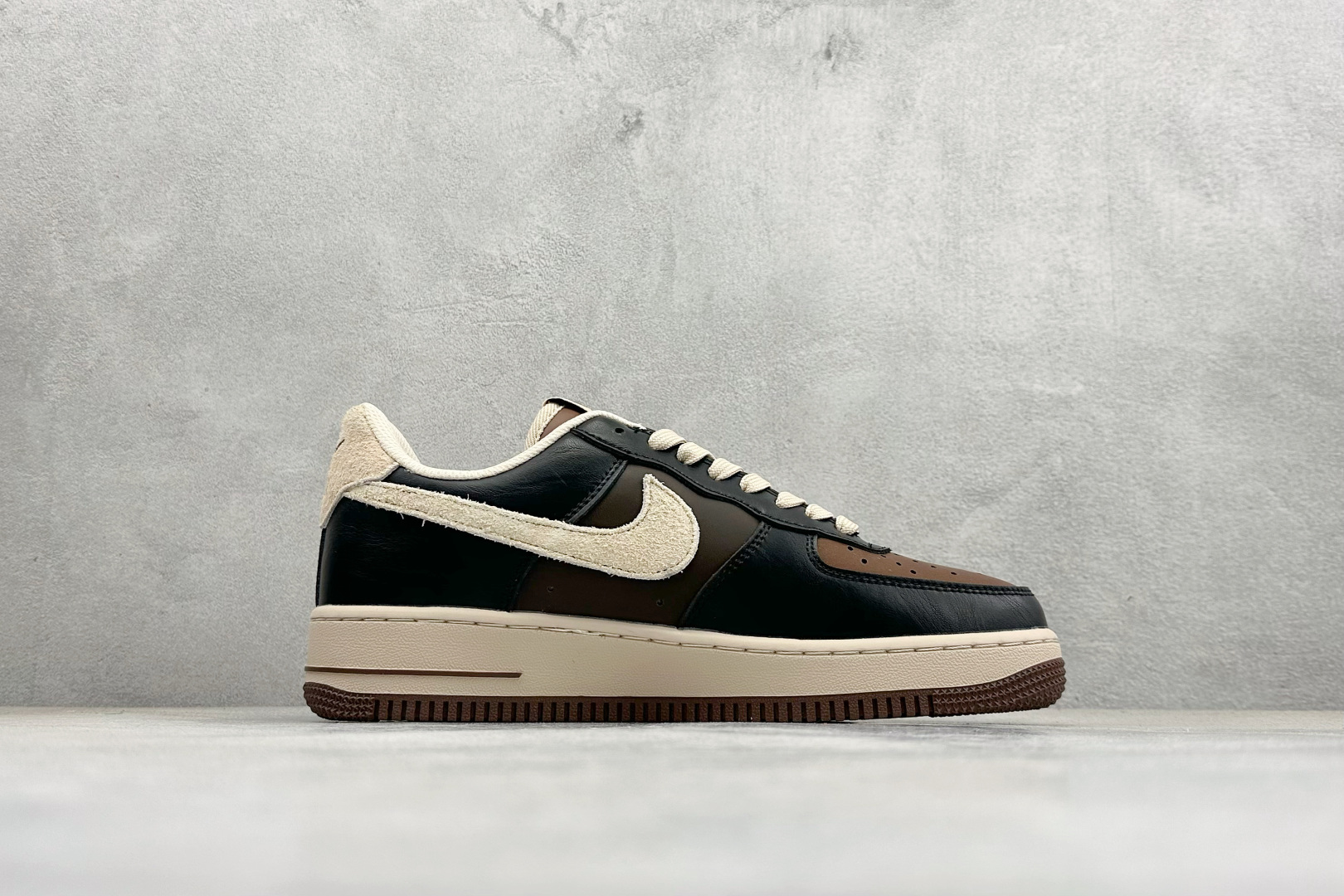 SC版Nike Air Force 1'07 Low 黑灰白 空军一号低帮休闲板鞋 CJ9179-200 SC版Nike Air Force 1'07 Low 黑灰白 空军一号低帮休闲板鞋 CJ9179-200