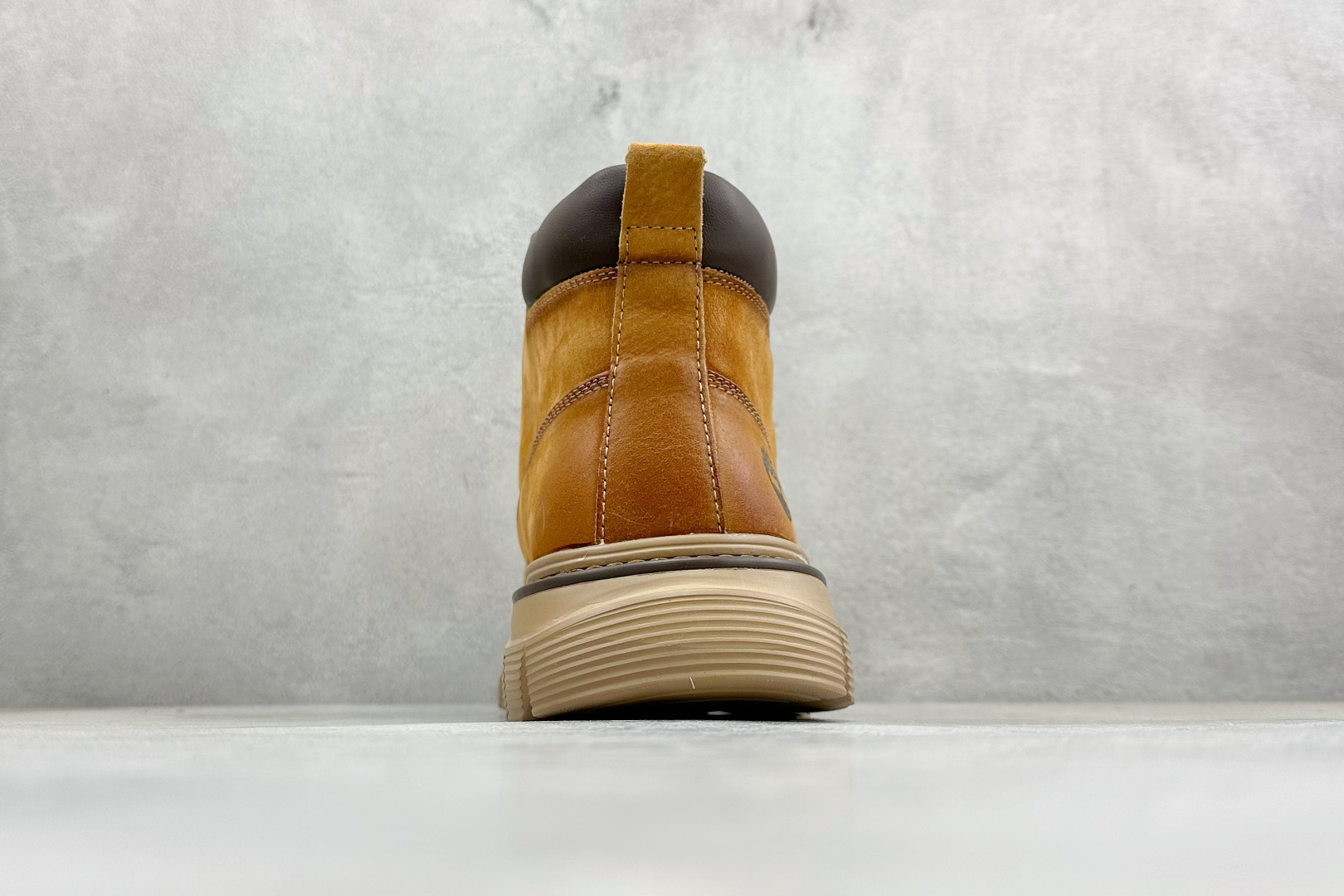 Timberland添柏岚/天伯伦 秋冬新品 TB10037-High Quatity Cheap Brand wholesale wholesaler seller Clothes Bags handbags Sneakers Top Fashion Clothing Shoes from China Factory Chinese suppliers best Quality Beautiful Price Timberland添柏岚/天伯伦 秋冬新品 TB10037