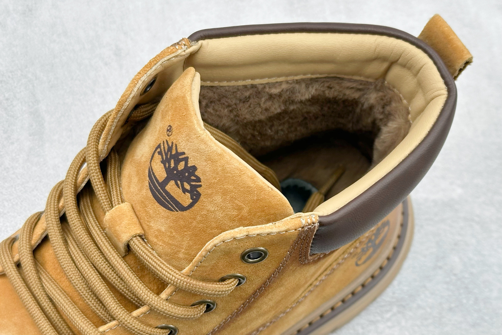 Timberland添柏岚/天伯伦 秋冬新品 TB10037-High Quatity Cheap Brand wholesale wholesaler seller Clothes Bags handbags Sneakers Top Fashion Clothing Shoes from China Factory Chinese suppliers best Quality Beautiful Price Timberland添柏岚/天伯伦 秋冬新品 TB10037