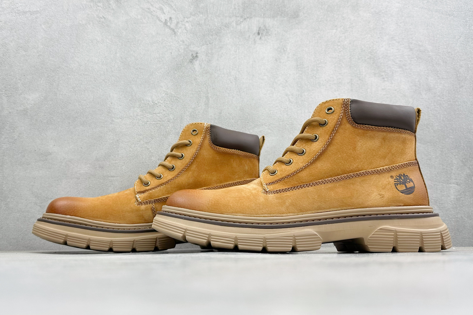 Timberland添柏岚/天伯伦 秋冬新品 TB10037-High Quatity Cheap Brand wholesale wholesaler seller Clothes Bags handbags Sneakers Top Fashion Clothing Shoes from China Factory Chinese suppliers best Quality Beautiful Price Timberland添柏岚/天伯伦 秋冬新品 TB10037