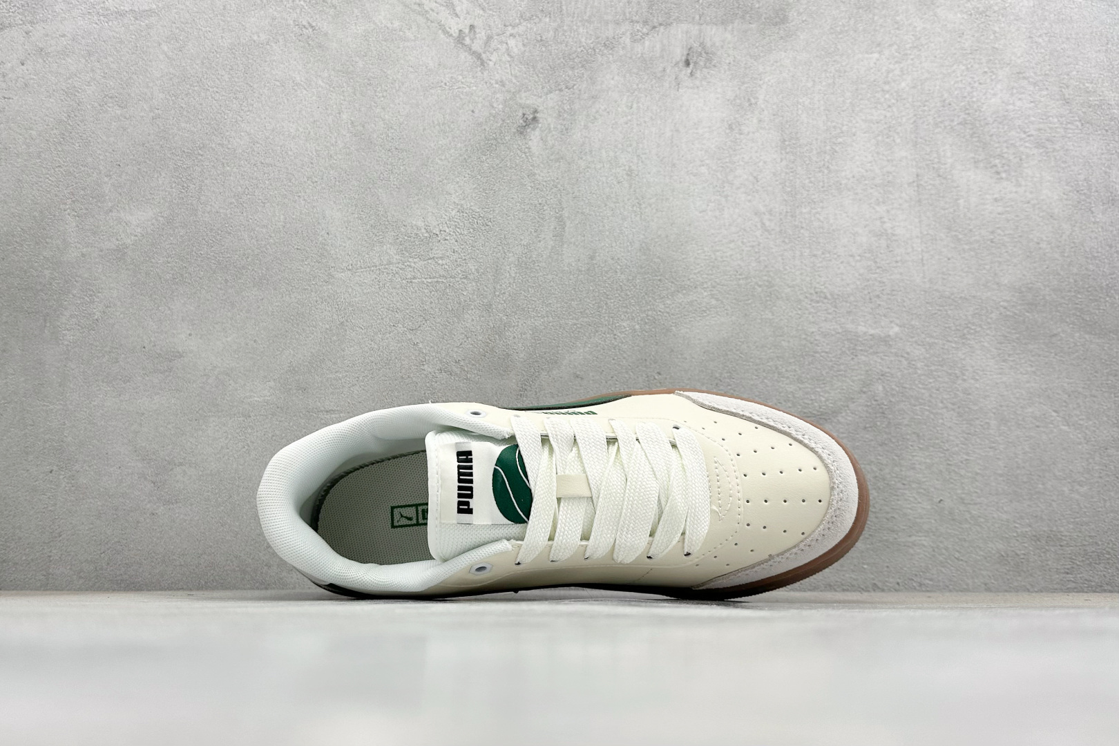 PUMA彪马 CA Match Court 休闲经典简约复古 低帮板鞋 308621-09-High Quatity Cheap Brand wholesale wholesaler seller Clothes Bags handbags Sneakers Top Fashion Clothing Shoes from China Factory Chinese suppliers best Quality Beautiful Price PUMA彪马 CA Match Court 休闲经典简约复古 低帮板鞋 308621-09