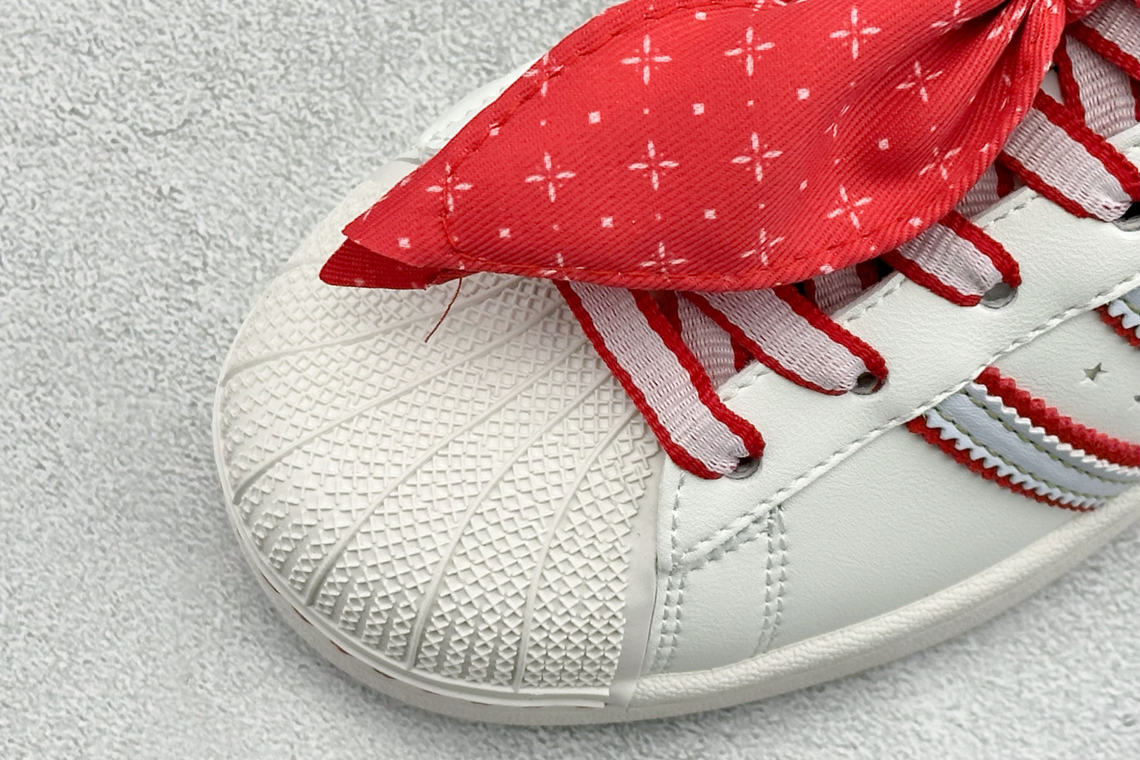 Adidas Originals Superstar II贝壳头系列 阿迪达斯 三叶草低帮经典百搭休闲运动板鞋 KK4472 Adidas Originals Superstar II贝壳头系列 阿迪达斯 三叶草低帮经典百搭休闲运动板鞋 KK4472