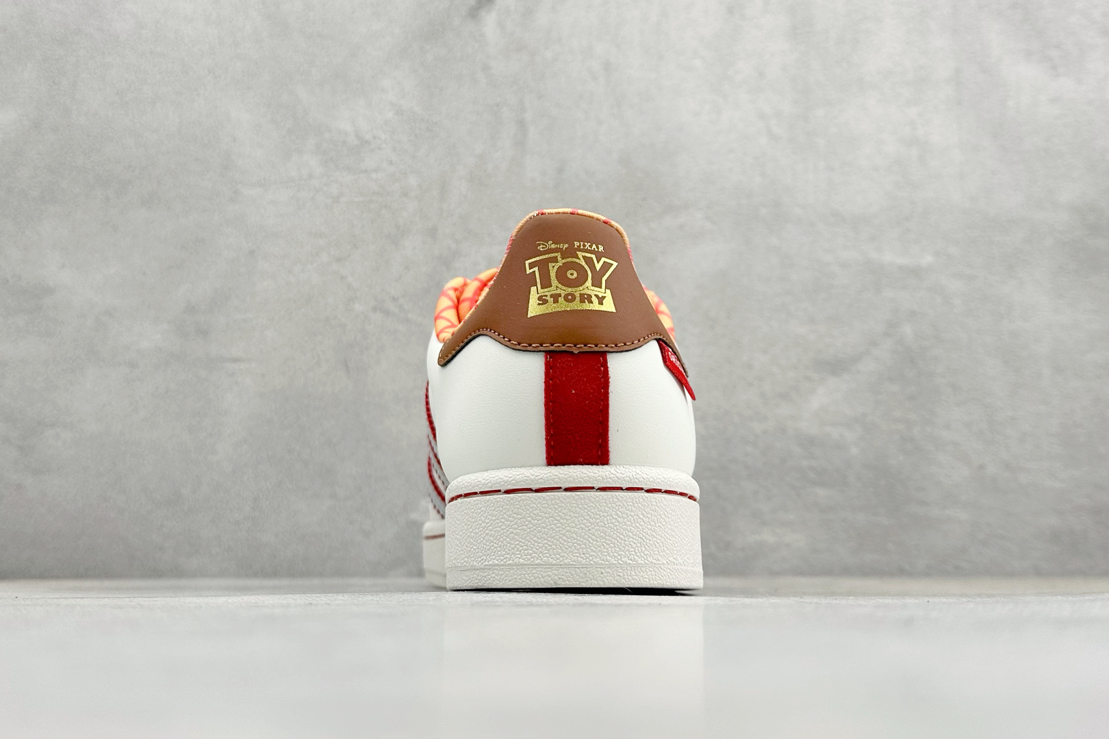 Adidas Originals Superstar II贝壳头系列 阿迪达斯 三叶草低帮经典百搭休闲运动板鞋 KK4472 Adidas Originals Superstar II贝壳头系列 阿迪达斯 三叶草低帮经典百搭休闲运动板鞋 KK4472