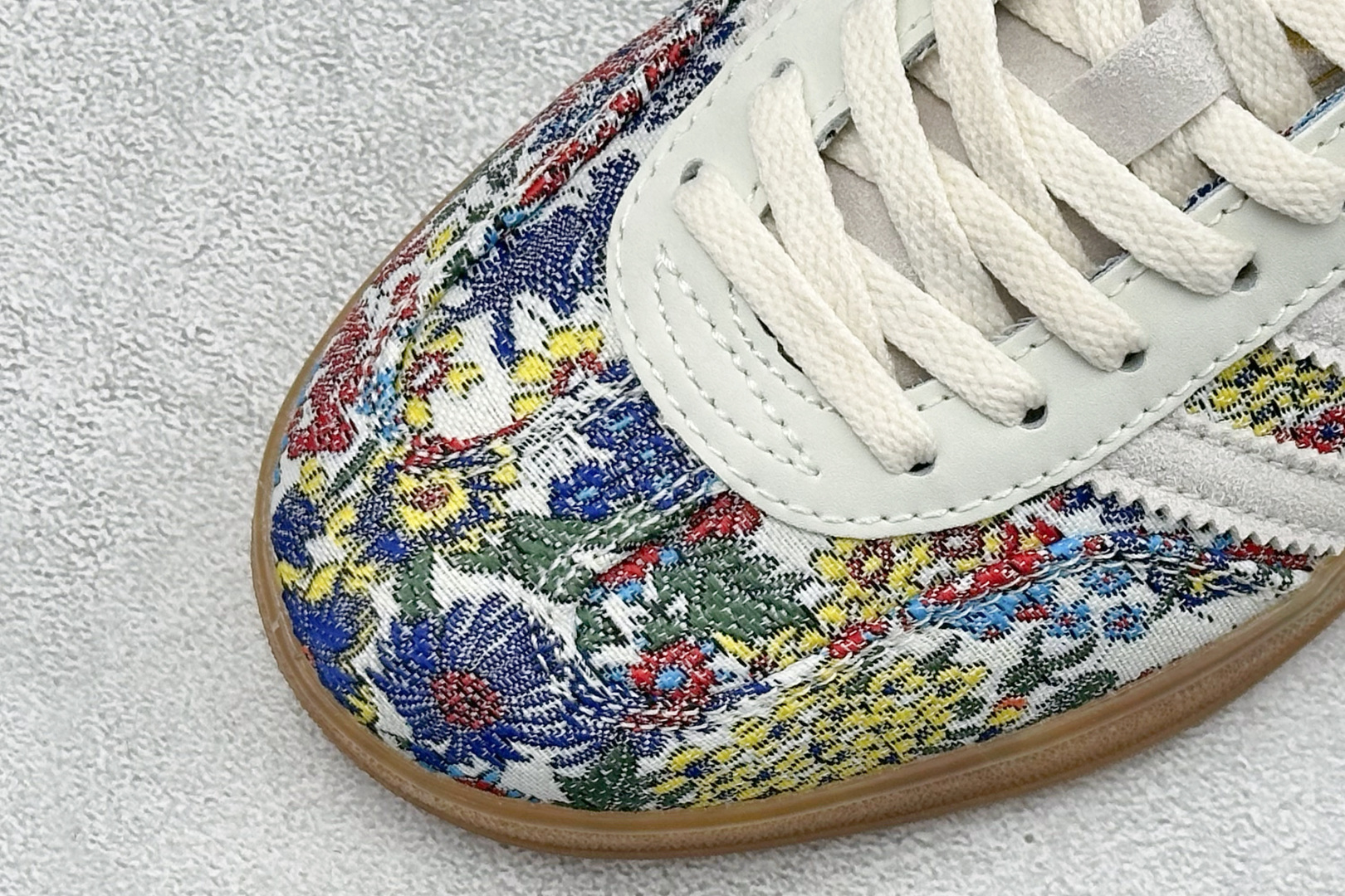 Adidas Originals Gazelle Indoor 三叶草复古休闲防滑耐磨低帮板鞋 JP5309 Adidas Originals Gazelle Indoor 三叶草复古休闲防滑耐磨低帮板鞋 JP5309