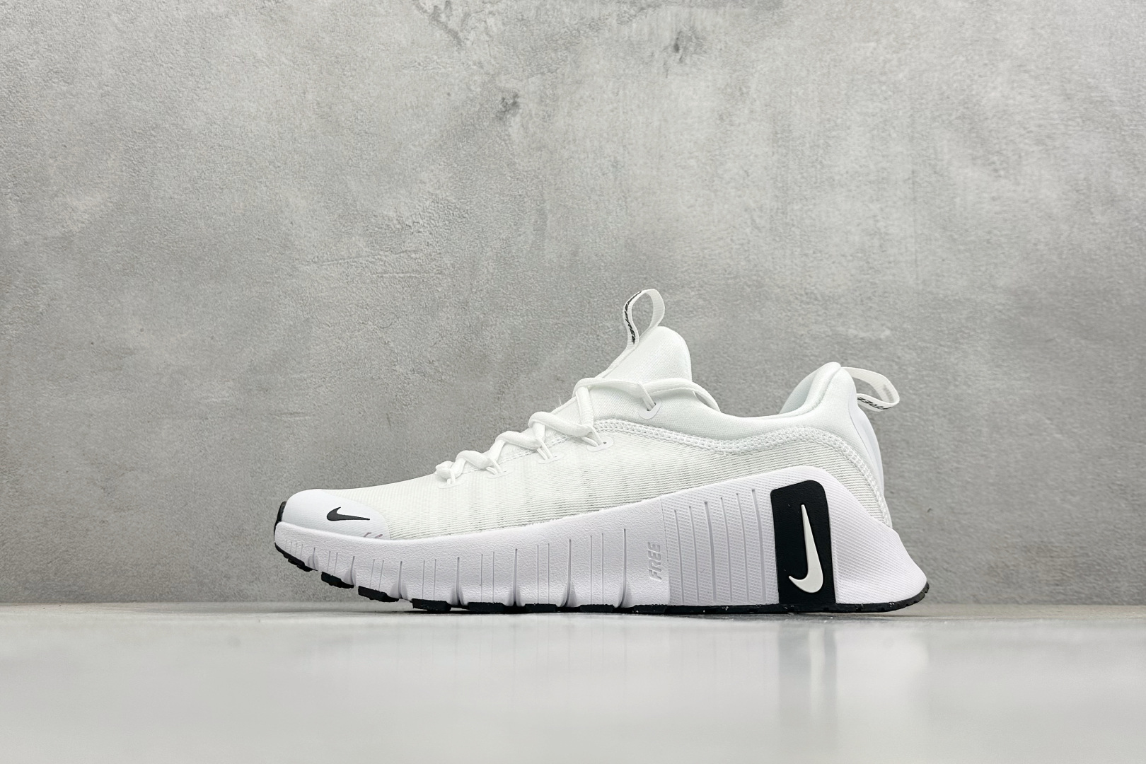 Nike Free Metcon 6 轻盈舒适减震防滑耐磨 低帮跑步鞋 FJ7127-101