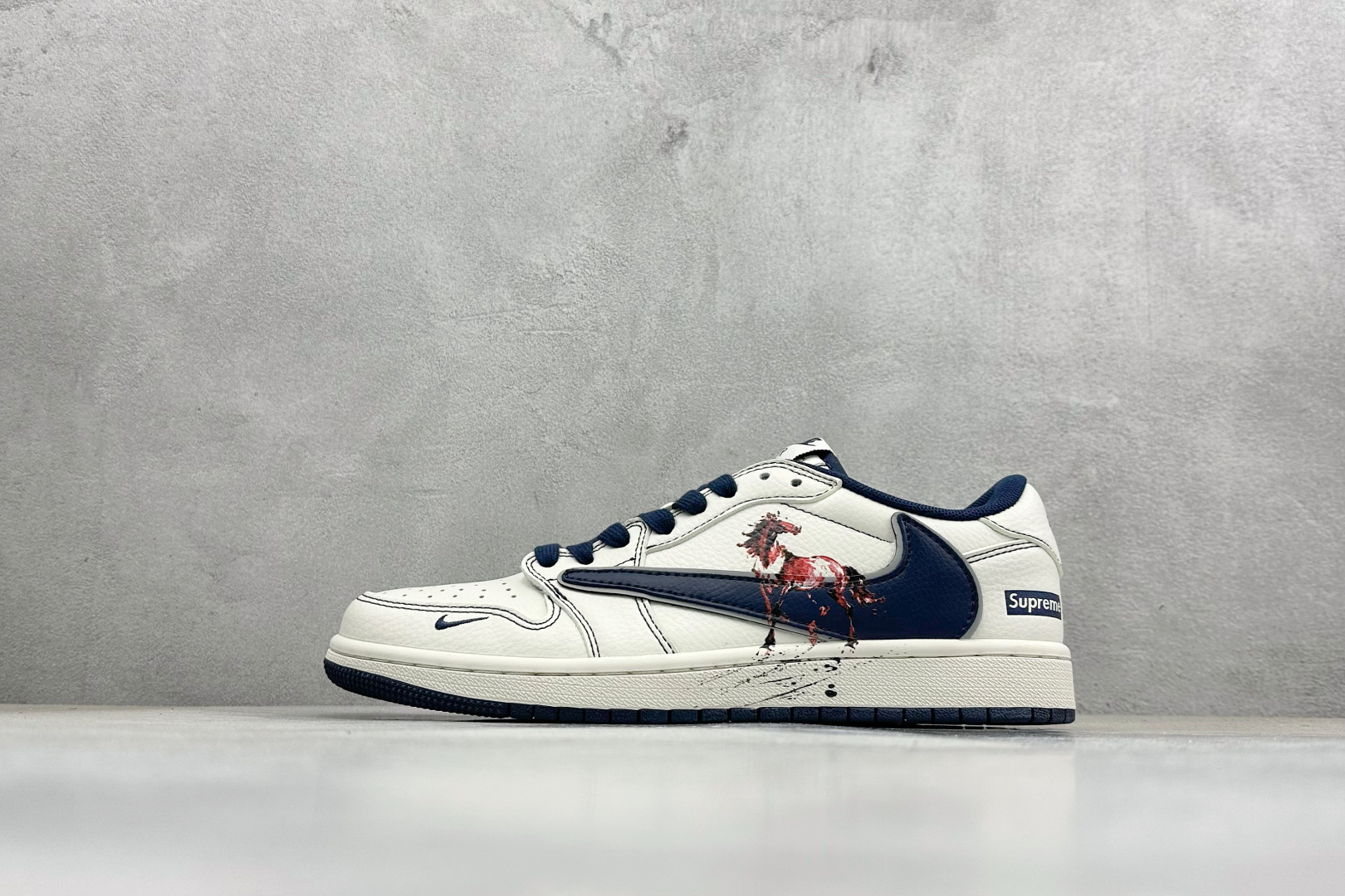 Air Jordan 1 马年定制款 经典AJ1低帮鞋型打底 FF2026-001 Air Jordan 1 马年定制款 经典AJ1低帮鞋型打底 FF2026-001