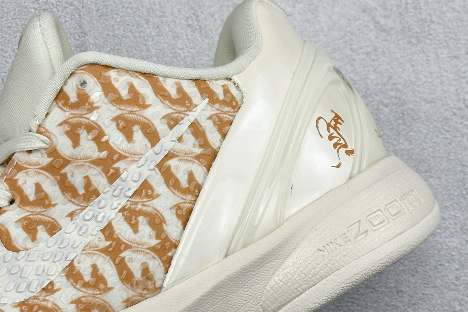 Nike Zoom Kobe VI 马年限定 CNY新年款 耐克 科比6代系列 低帮复刻实战运动低帮文化篮球鞋 CW2190-011 Nike Zoom Kobe VI 马年限定 CNY新年款 耐克 科比6代系列 低帮复刻实战运动低帮文化篮球鞋 CW2190-011