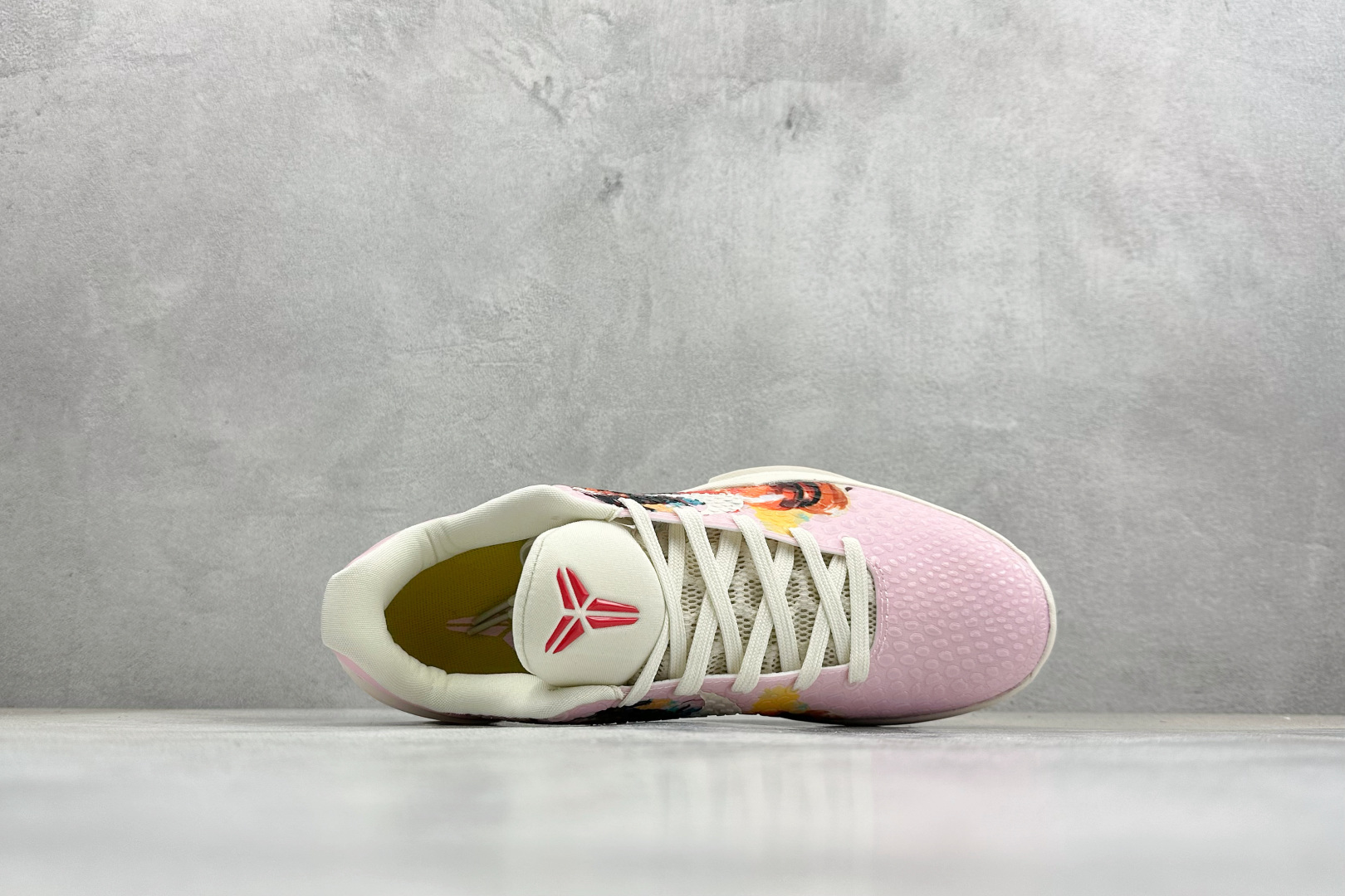 Nike Zoom Kobe VI 马年限定 CNY新年款 耐克 科比6代系列 低帮复刻实战运动低帮文化篮球鞋 CW2190-018 Nike Zoom Kobe VI 马年限定 CNY新年款 耐克 科比6代系列 低帮复刻实战运动低帮文化篮球鞋 CW2190-018