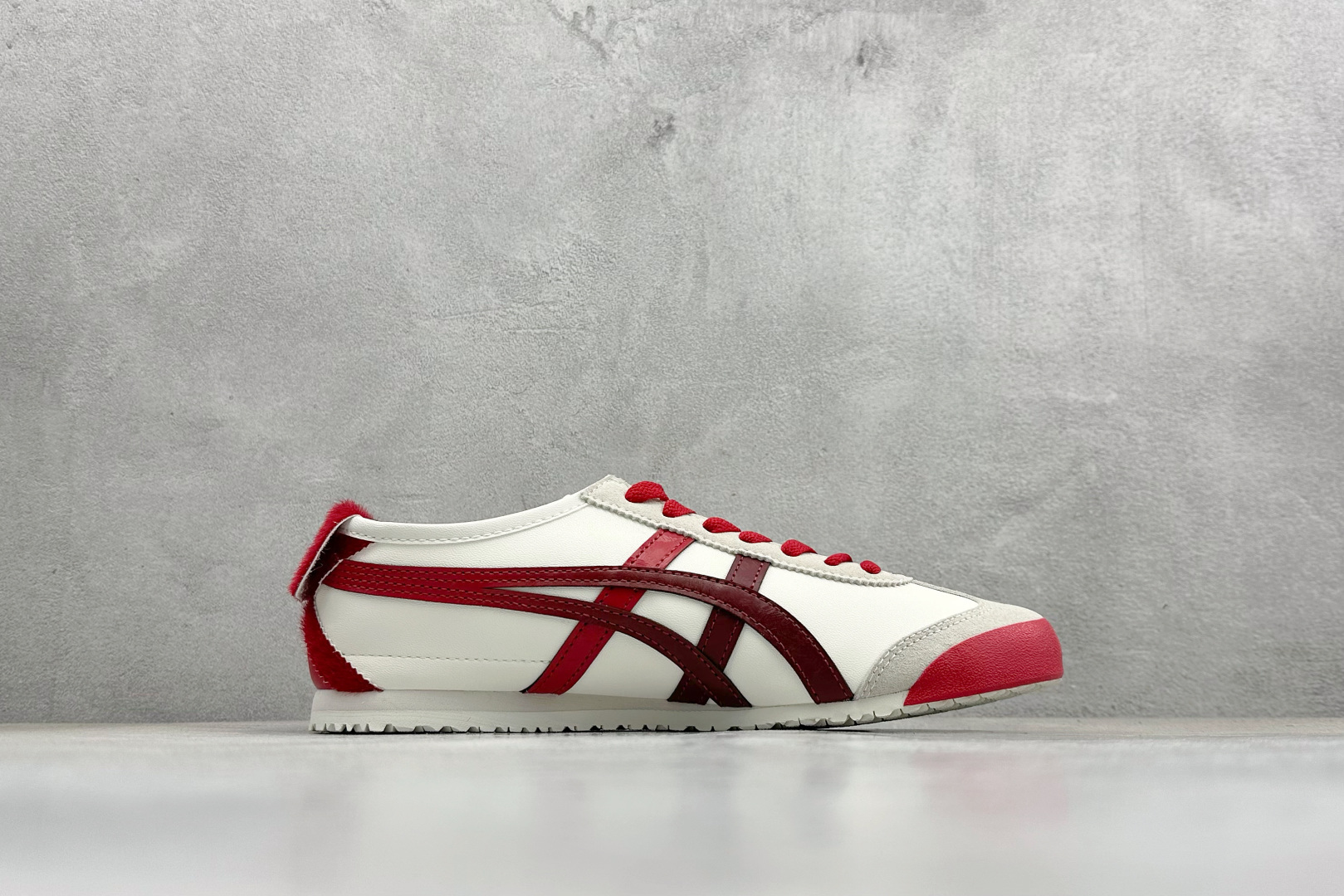 SF版Asics 鬼冢虎 Mexico 66 CNY 马年白红 1183C600-100 SF版Asics 鬼冢虎 Mexico 66 CNY 马年白红 1183C600-100