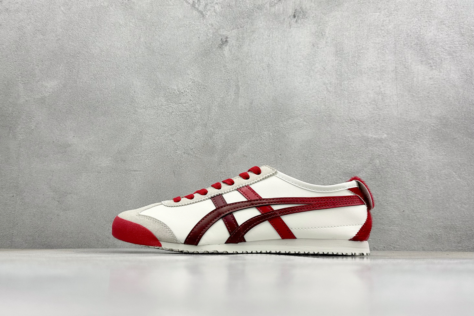 SF版Asics 鬼冢虎 Mexico 66 CNY 马年白红 1183C600-100 SF版Asics 鬼冢虎 Mexico 66 CNY 马年白红 1183C600-100