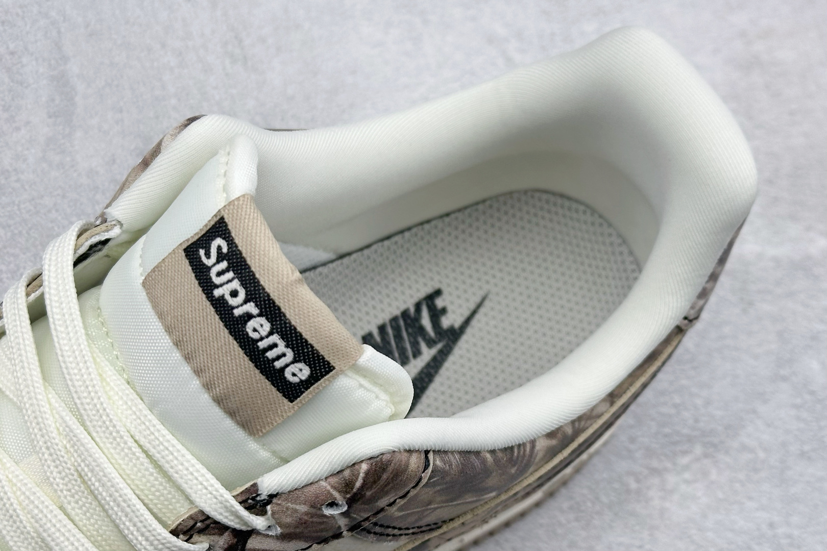 SC版NIke Air Force 1 '07 Low “北面 SUP三方联名--枯木寻秋” 空军一号低帮 DF0188-125 SC版NIke Air Force 1 '07 Low “北面 SUP三方联名--枯木寻秋” 空军一号低帮 DF0188-125