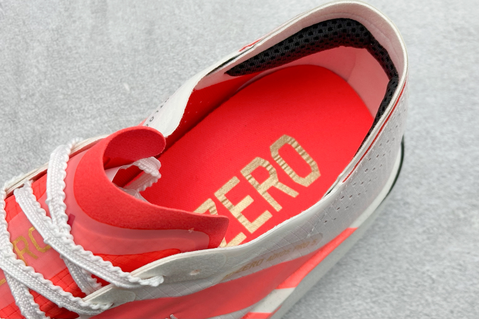 TY版Adidas ADIZERO ADIOS 5 M 马拉松竞速专业跑鞋 K18668 TY版Adidas ADIZERO ADIOS 5 M 马拉松竞速专业跑鞋 K18668