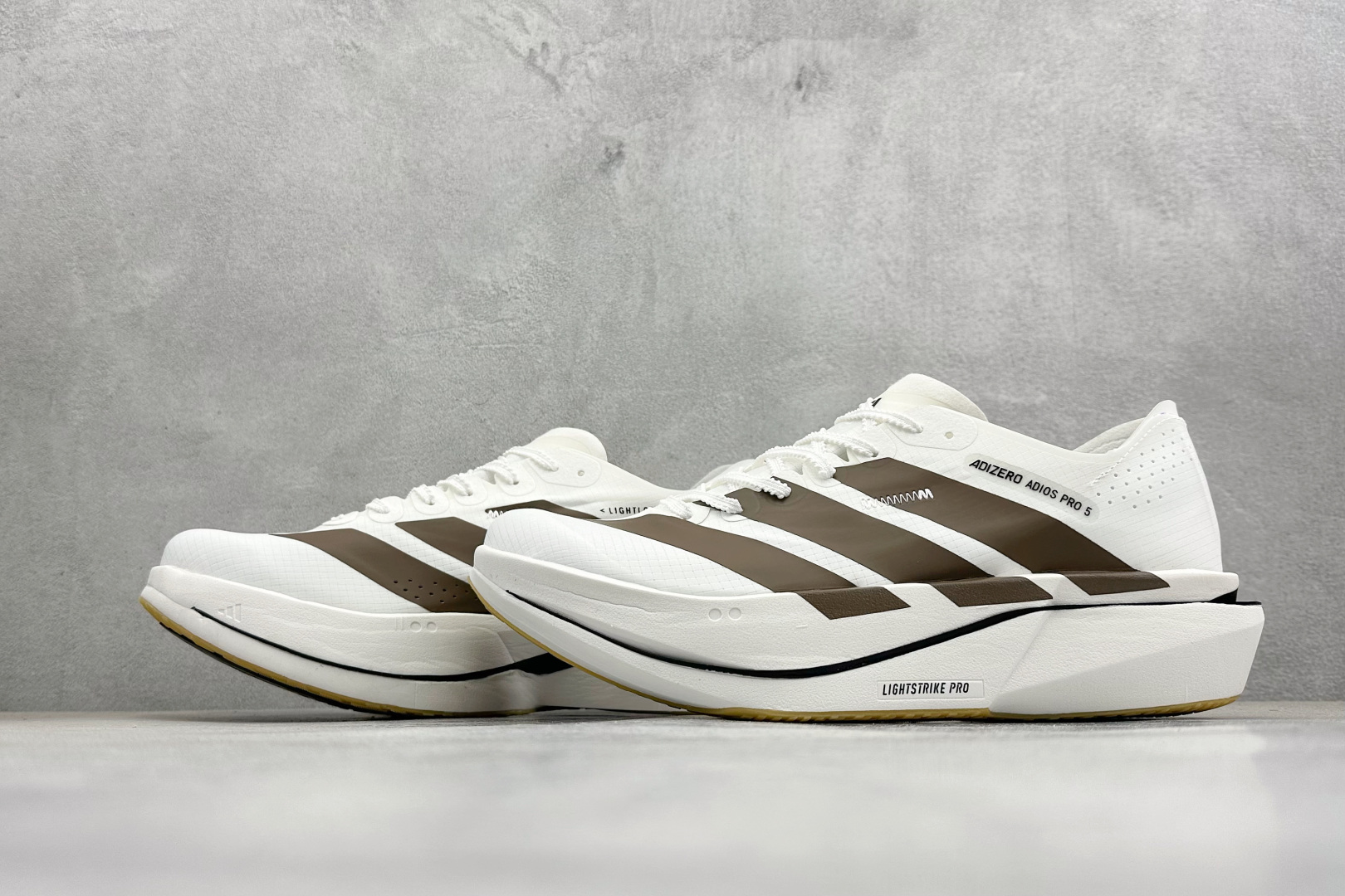 TY版Adidas ADIZERO ADIOS 5 M 马拉松竞速专业跑鞋 K18770 TY版Adidas ADIZERO ADIOS 5 M 马拉松竞速专业跑鞋 K18770