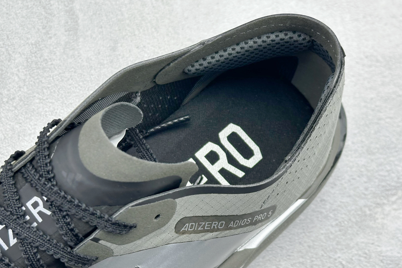 TY版Adidas ADIZERO ADIOS 5 M 马拉松竞速专业跑鞋 K18303 TY版Adidas ADIZERO ADIOS 5 M 马拉松竞速专业跑鞋 K18303