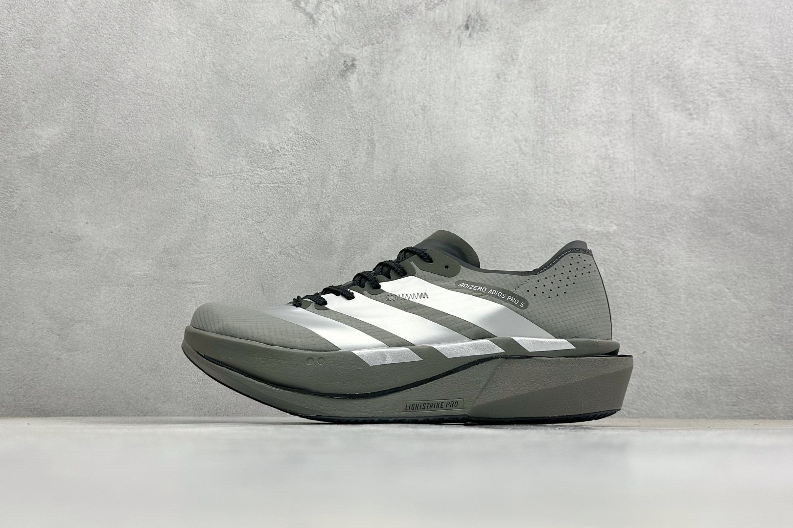 TY版Adidas ADIZERO ADIOS 5 M 马拉松竞速专业跑鞋 K18303 TY版Adidas ADIZERO ADIOS 5 M 马拉松竞速专业跑鞋 K18303