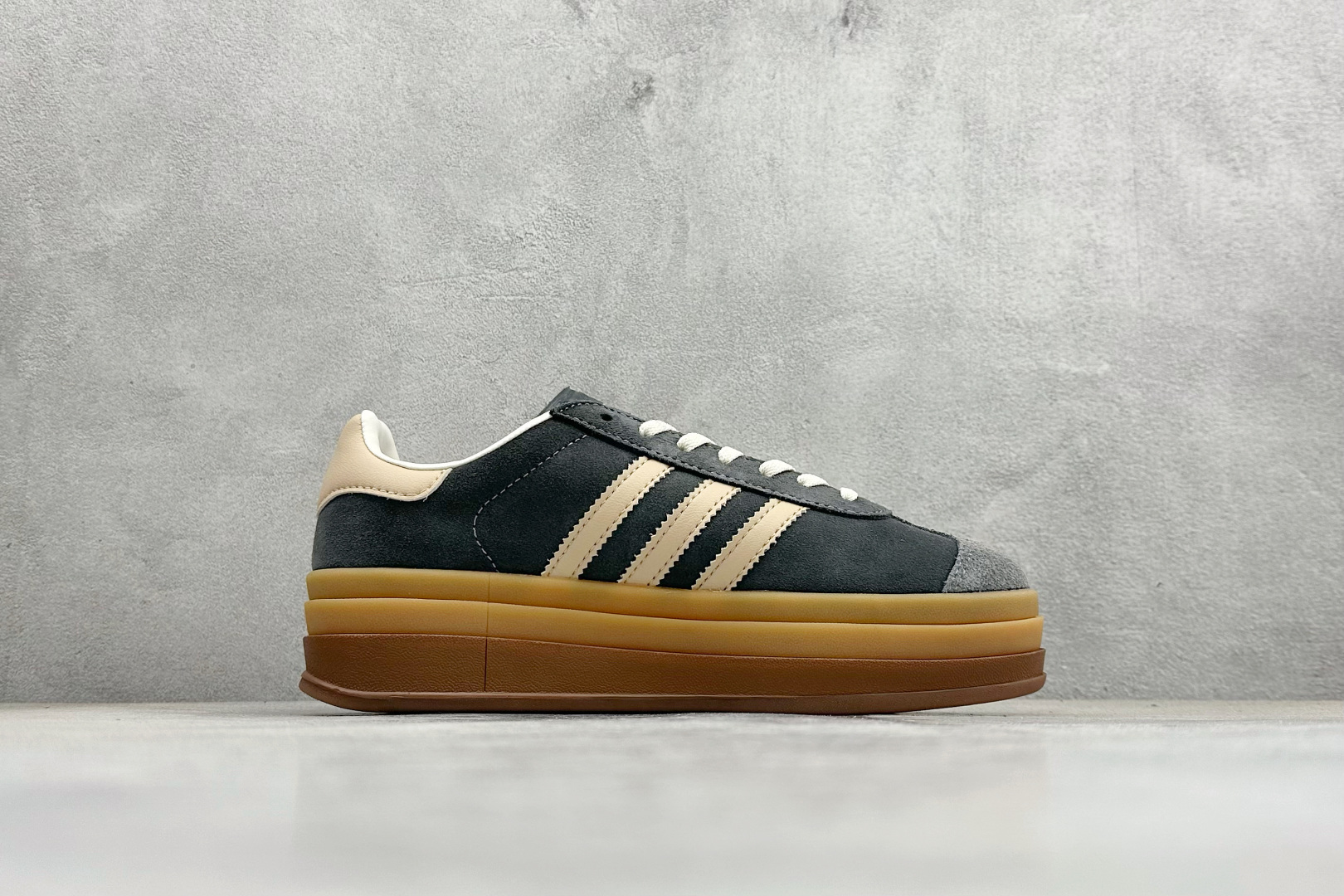 FX版Adidas Originals Gazelle Bold 三叶草厚底休闲防滑耐磨低帮板鞋 IE0428 FX版Adidas Originals Gazelle Bold 三叶草厚底休闲防滑耐磨低帮板鞋 IE0428