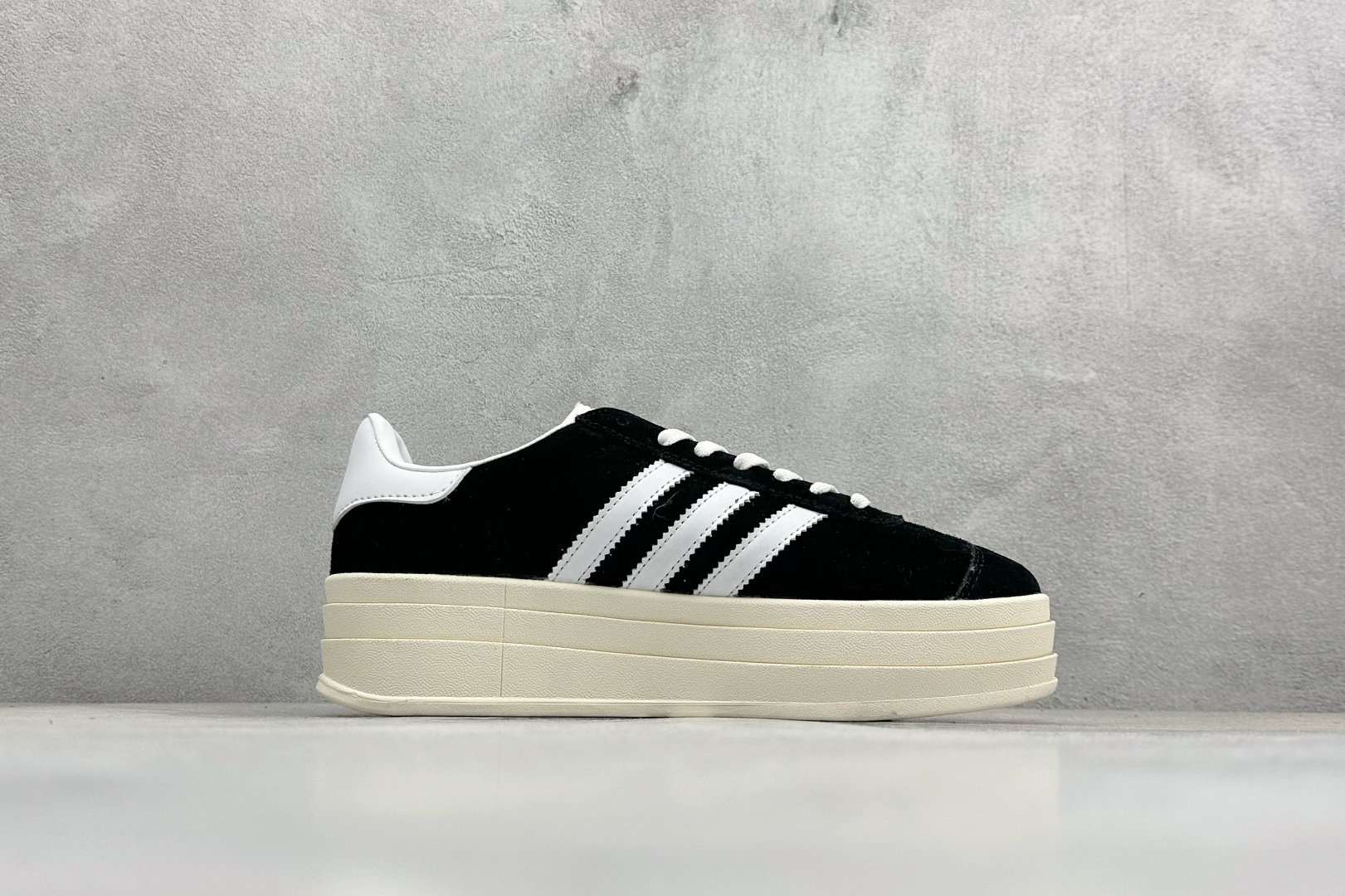 FX版Adidas Originals Gazelle Bold 三叶草厚底休闲防滑耐磨低帮板鞋 HQ6912 FX版Adidas Originals Gazelle Bold 三叶草厚底休闲防滑耐磨低帮板鞋 HQ6912