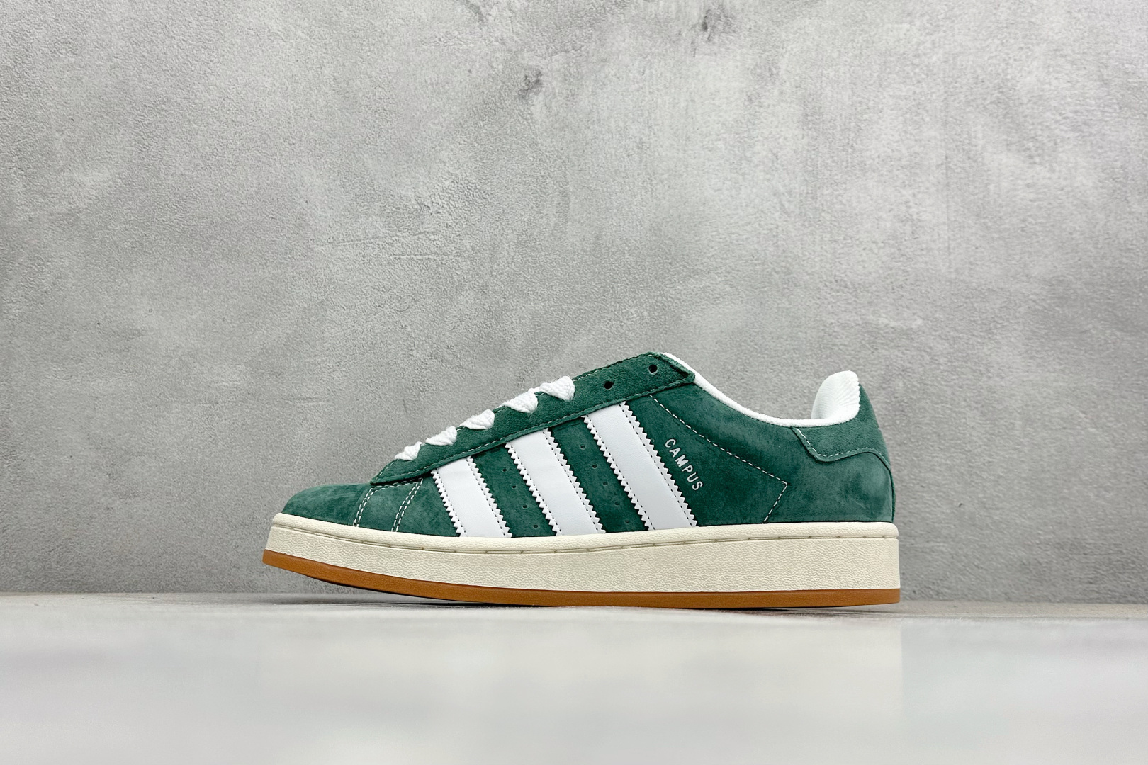 最新配色集合ST版Adidas Originals Campus 00s系列 面包风经典复古低帮百搭休闲